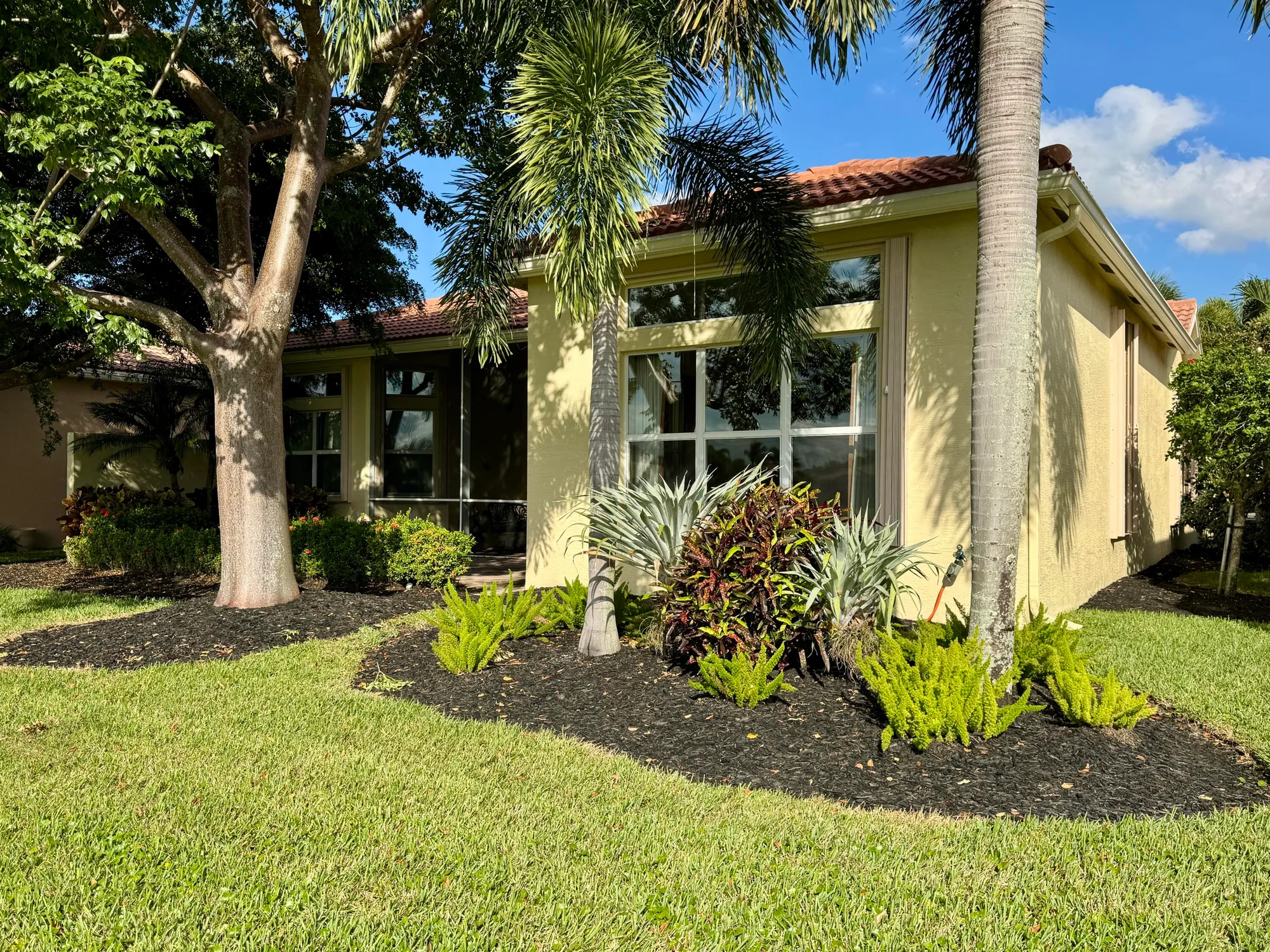 Property Slideshow image 31 of 37 | 10605 montrose bay ave, Boynton Beach, FL, 33473