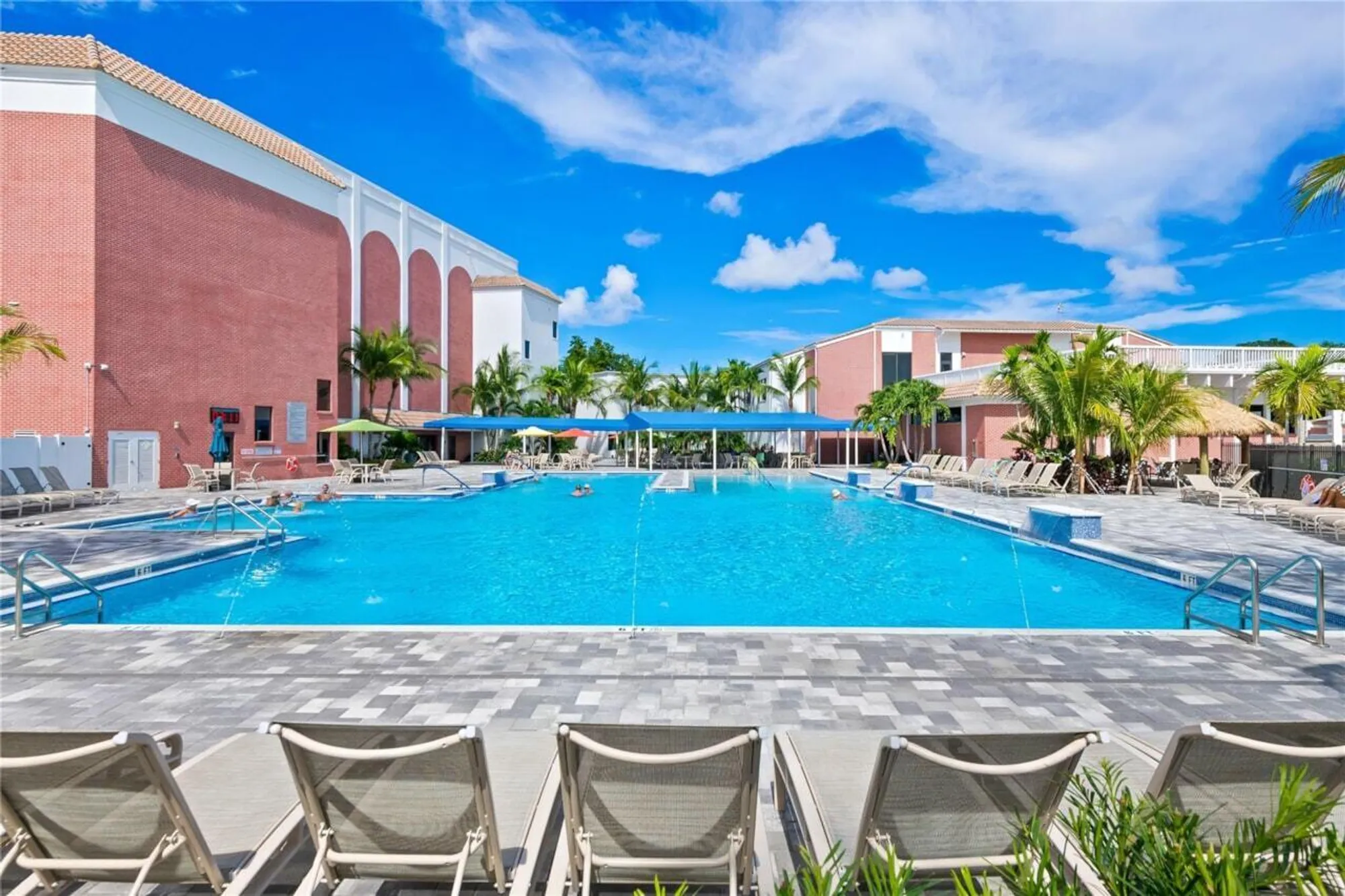 Property Slideshow image 55 of 57 | 4102 oakridge v, Deerfield Beach, FL, 33442