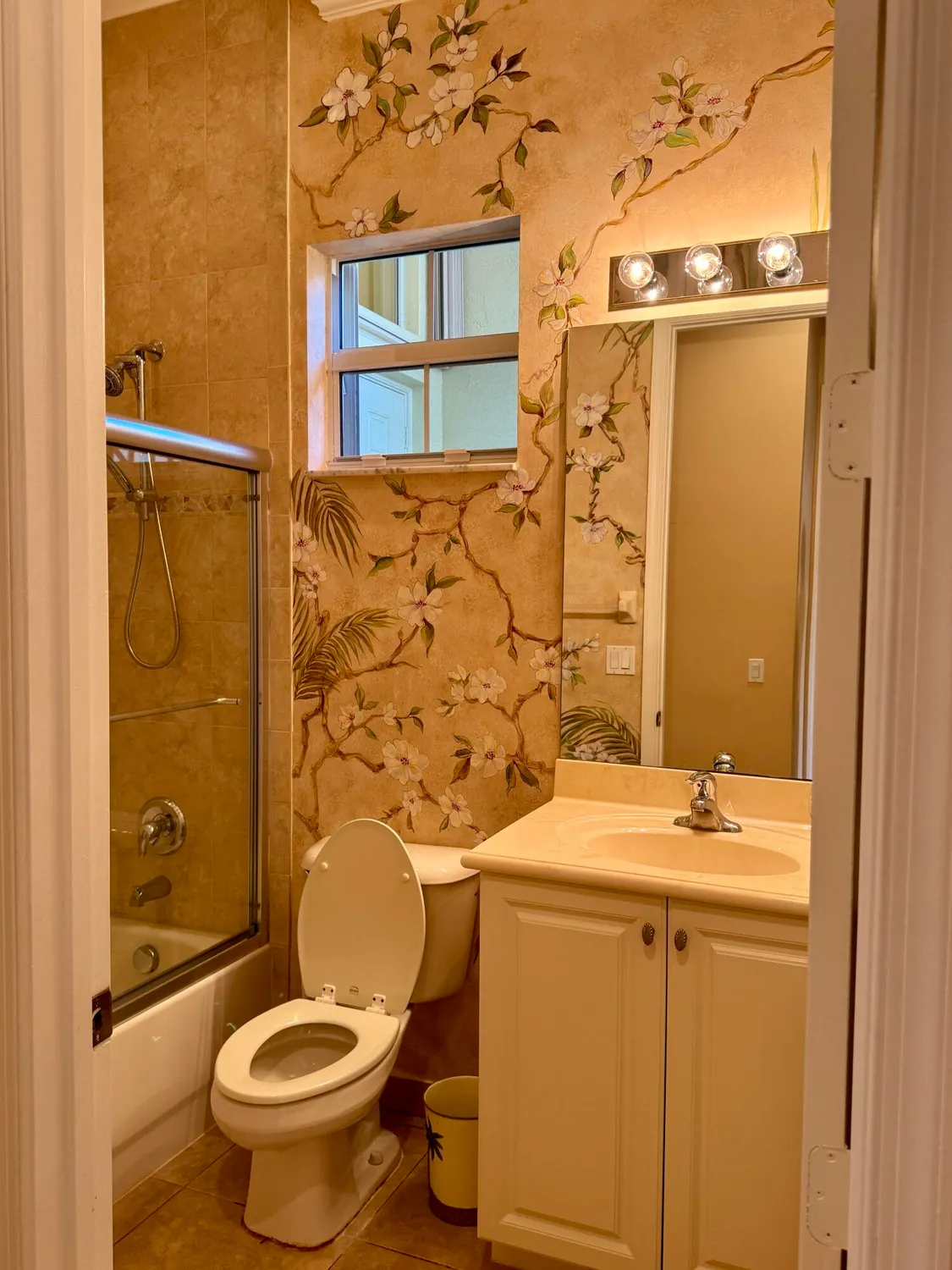 Property Slideshow image 17 of 37 | 10605 montrose bay ave, Boynton Beach, FL, 33473