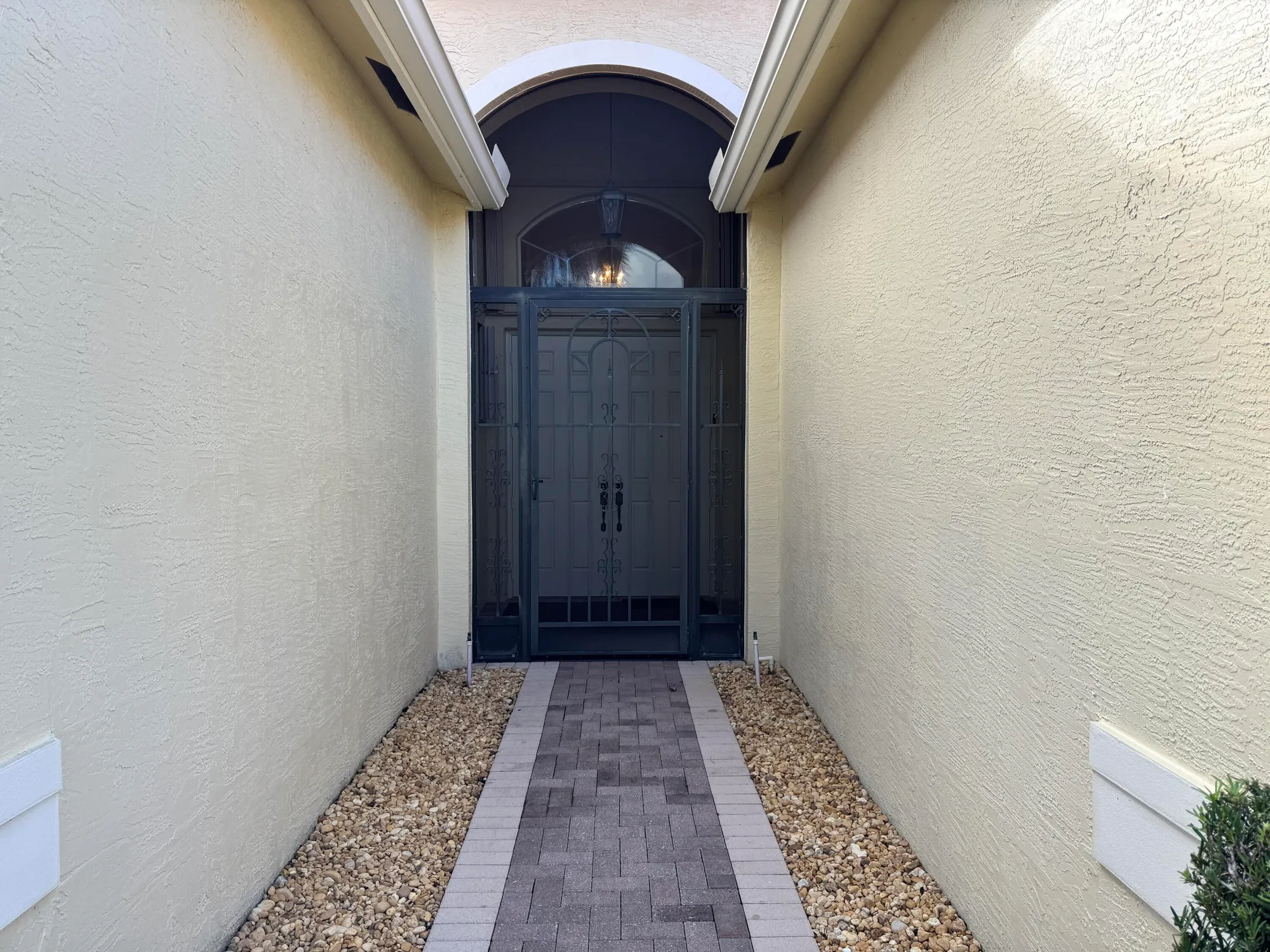 Property Slideshow image 6 of 37 | 10605 montrose bay ave, Boynton Beach, FL, 33473