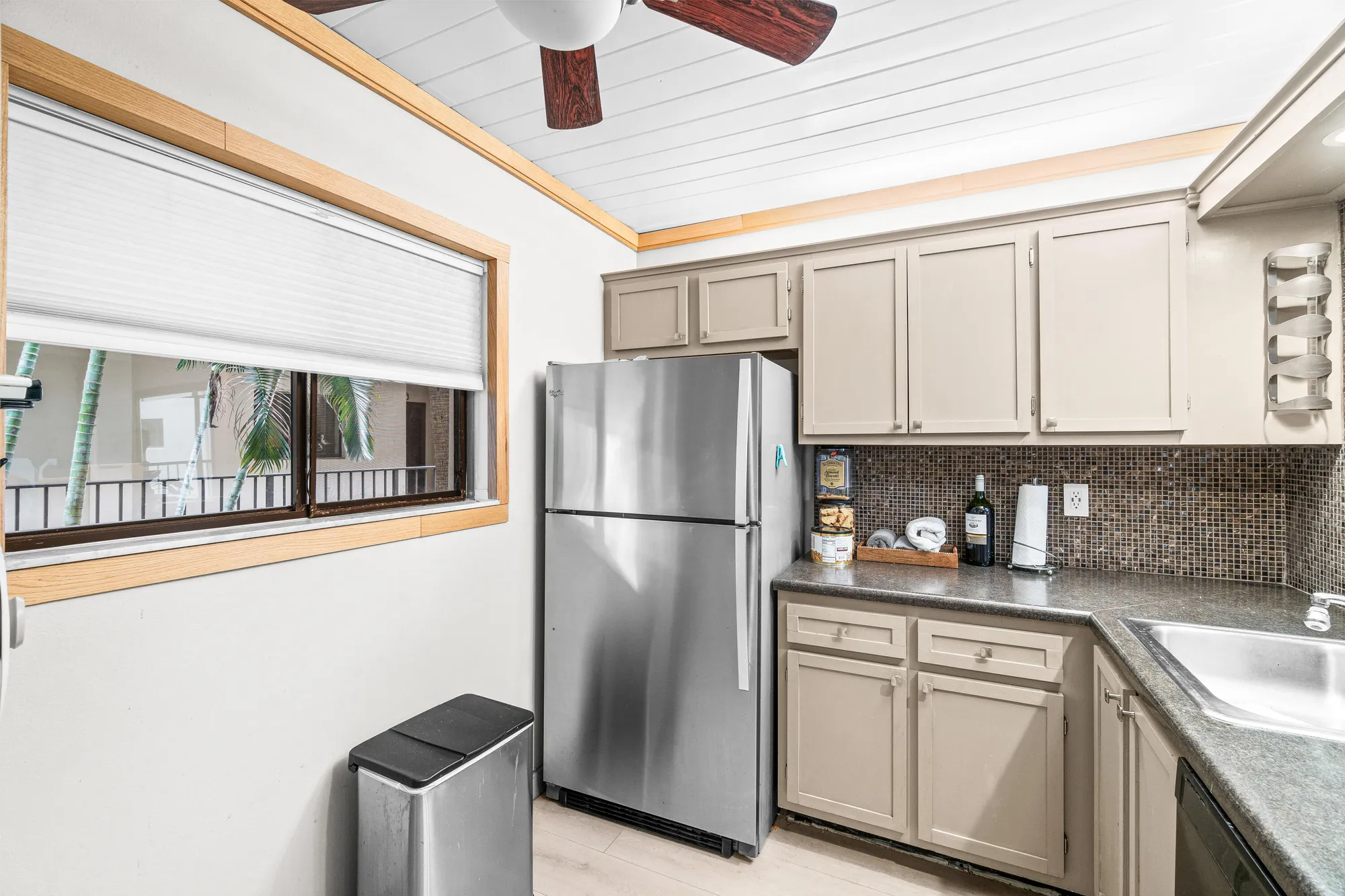 Property Slideshow image 12 of 30 | 5370 las verdes cir apt 209, Delray Beach, FL, 33484