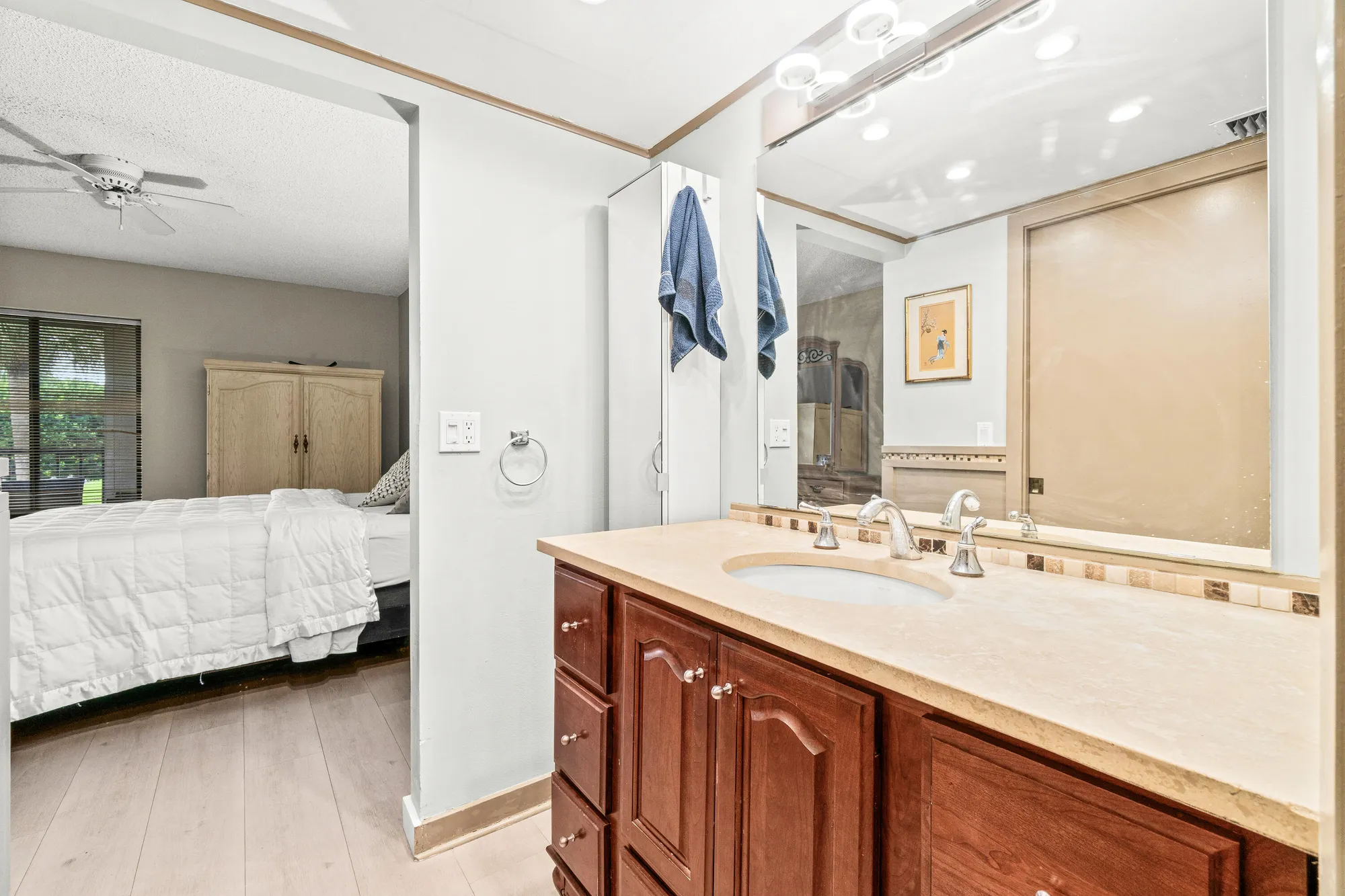 Property Slideshow image 25 of 30 | 5370 las verdes cir apt 209, Delray Beach, FL, 33484