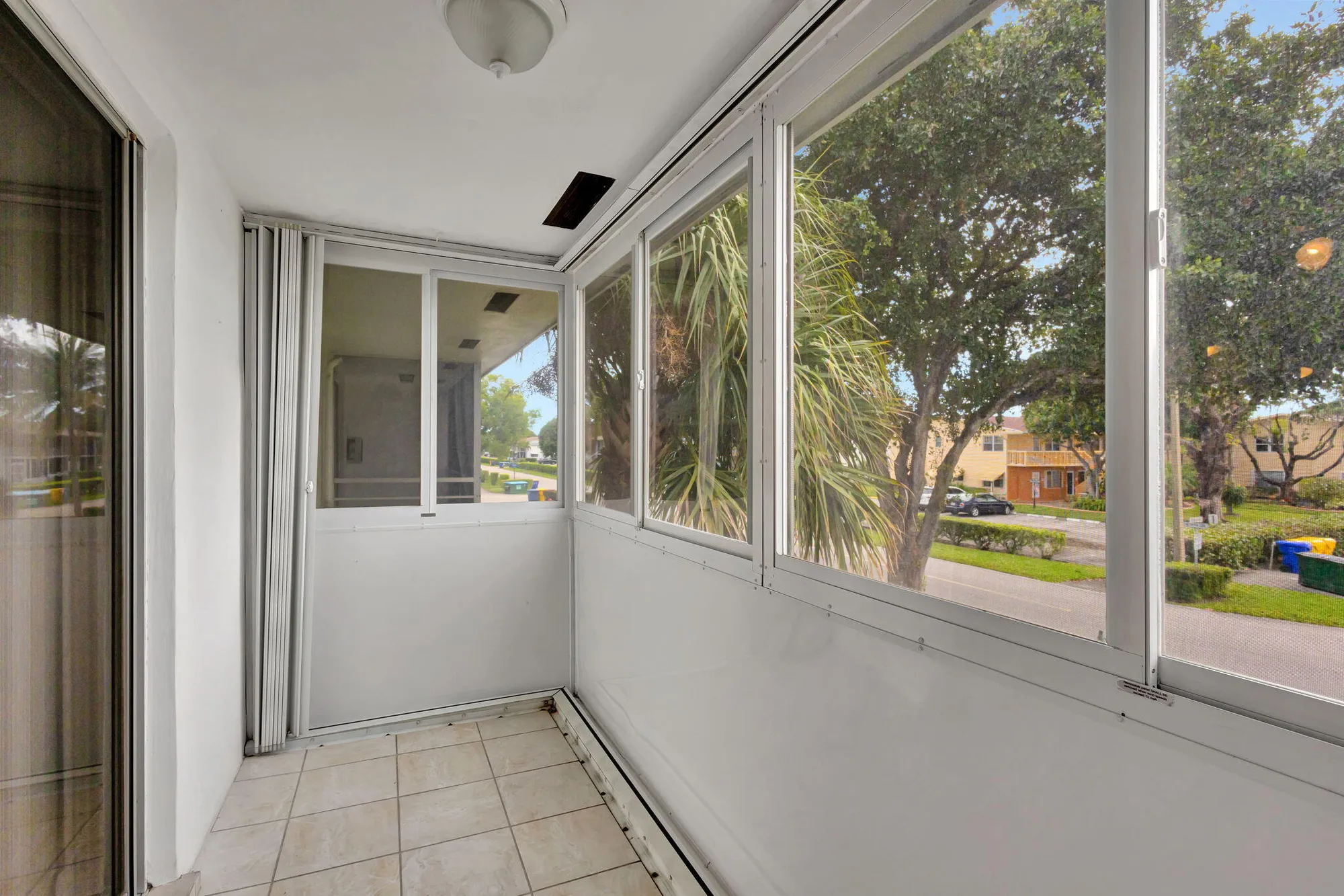 Property Slideshow image 15 of 34 | 162 coventry g, West Palm Beach, FL, 33417