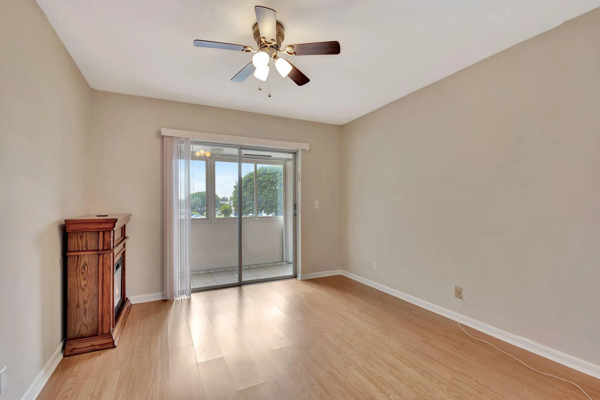 Property Slideshow image 14 of 34 | 162 coventry g, West Palm Beach, FL, 33417