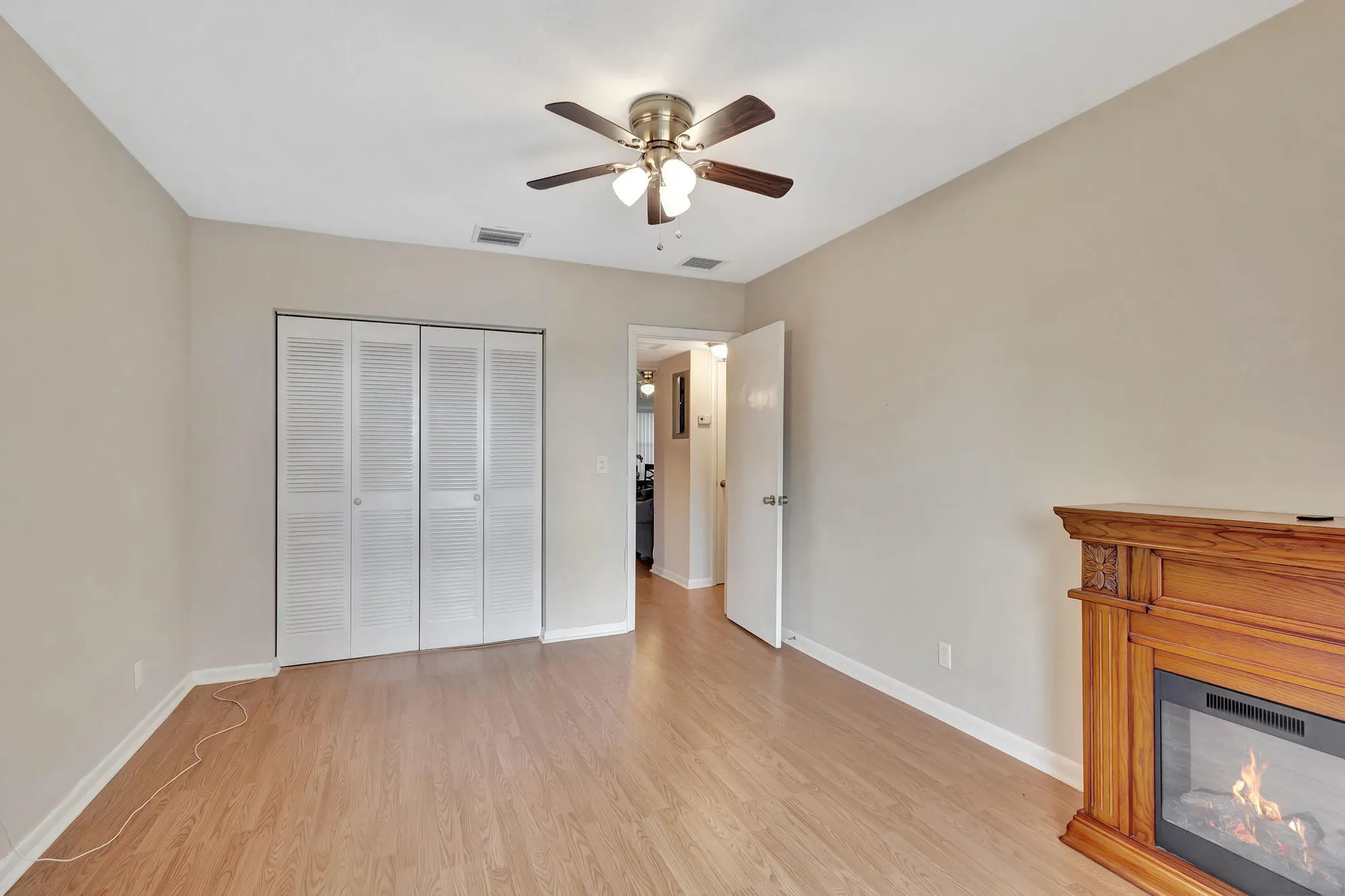 Property Slideshow image 13 of 34 | 162 coventry g, West Palm Beach, FL, 33417