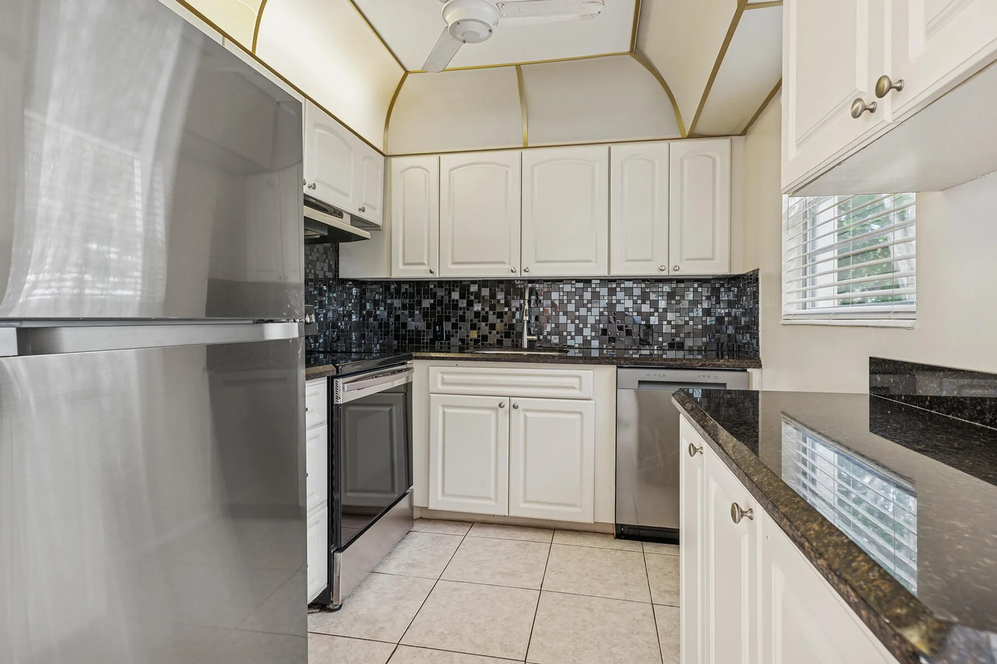 Property Slideshow image 6 of 11 | 84 mansfield b, Boca Raton, FL, 33434