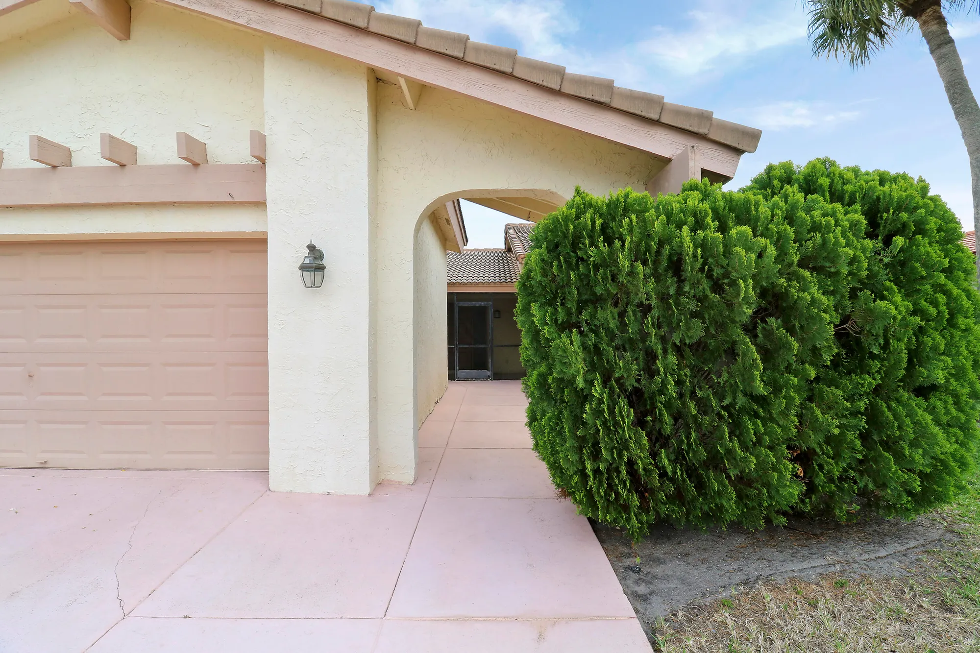 Property Slideshow image 6 of 56 | 5695 lakeview mews dr, Boynton Beach, FL, 33437