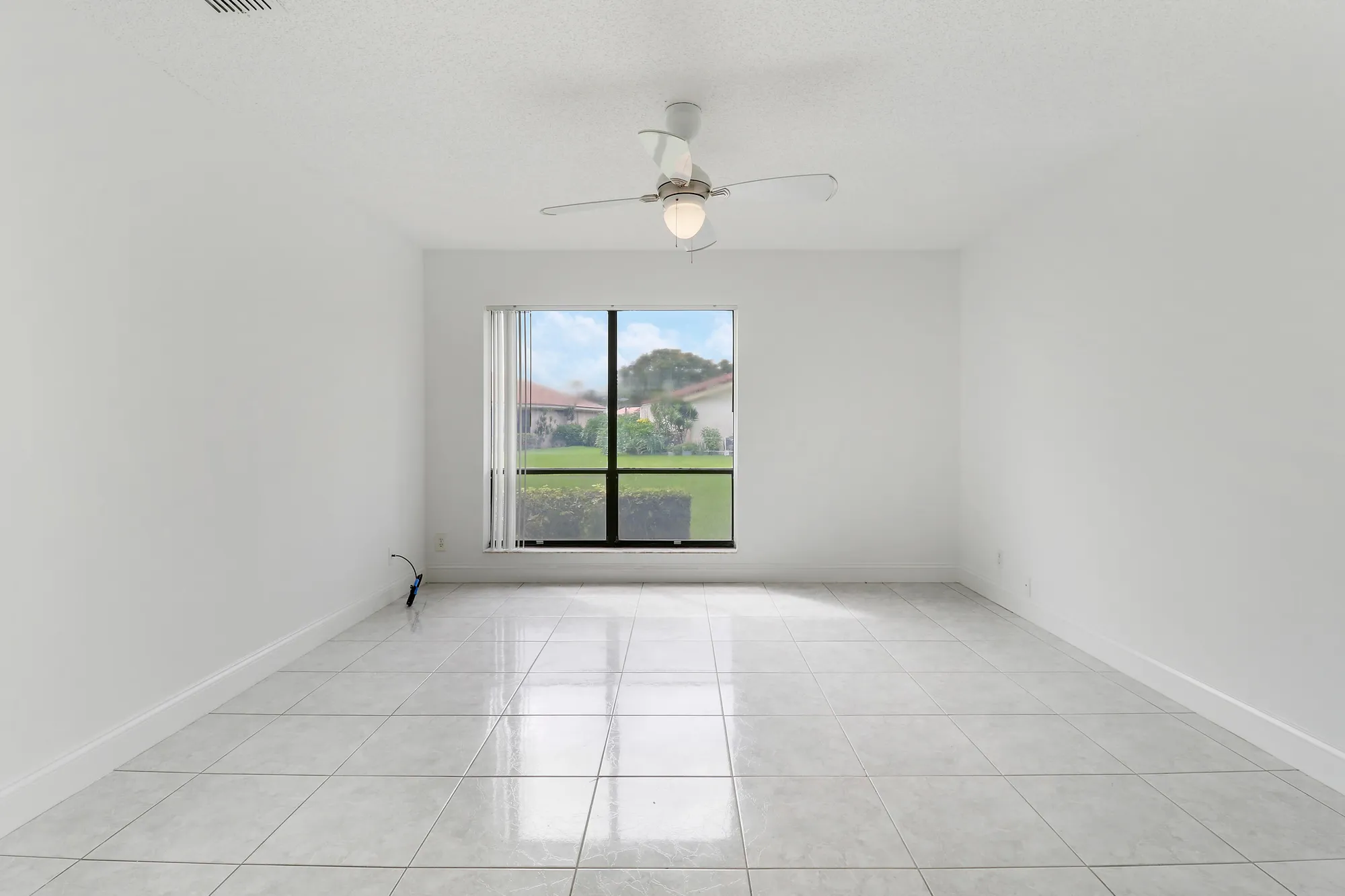 Property Slideshow image 22 of 56 | 5695 lakeview mews dr, Boynton Beach, FL, 33437