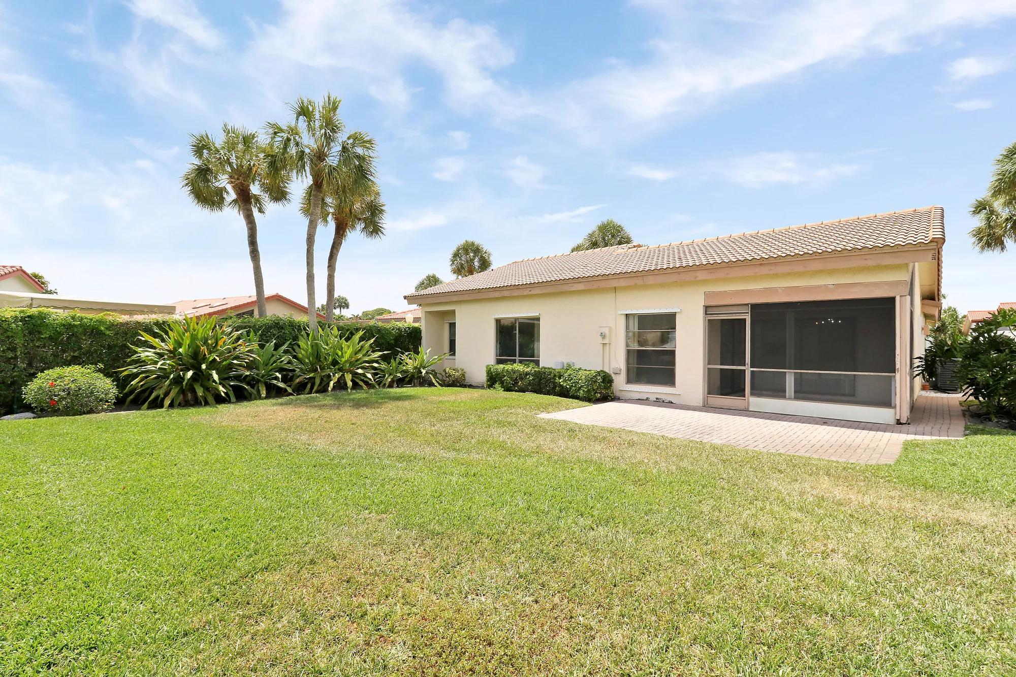 Property Slideshow image 41 of 56 | 5695 lakeview mews dr, Boynton Beach, FL, 33437