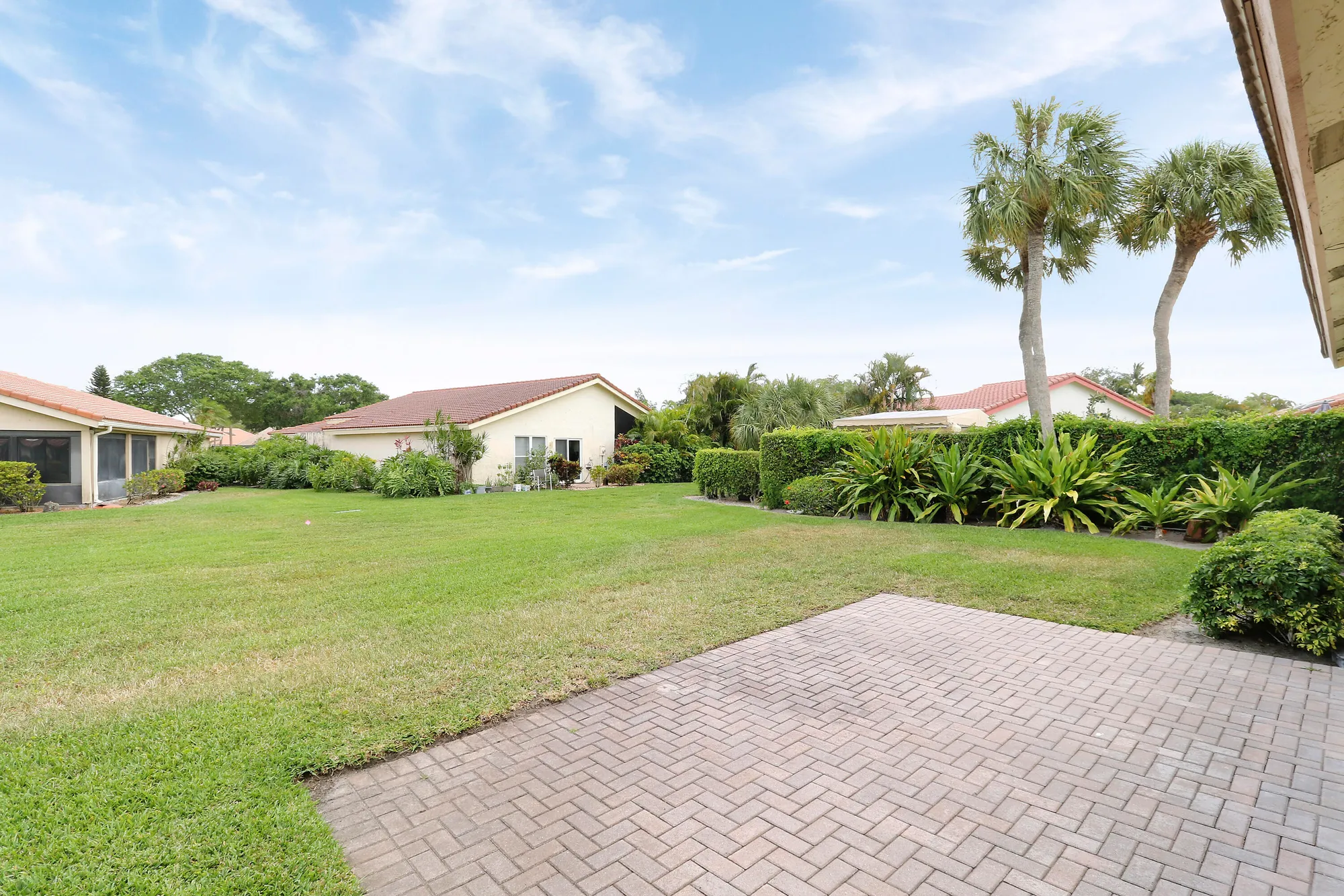 Property Slideshow image 40 of 56 | 5695 lakeview mews dr, Boynton Beach, FL, 33437