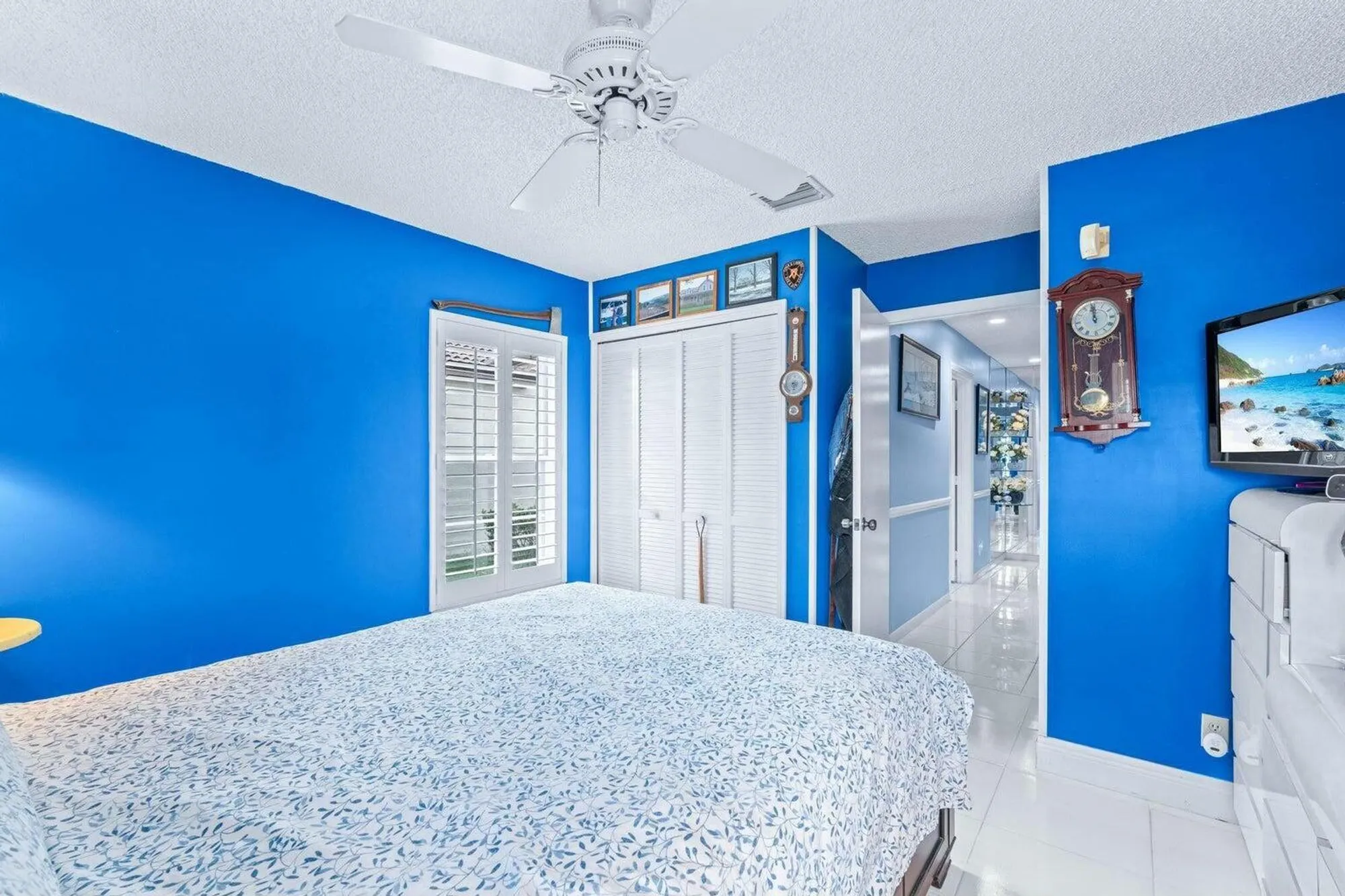 Property Slideshow image 12 of 22 | 8261 lake cypress rd, Lake Worth, FL, 33467