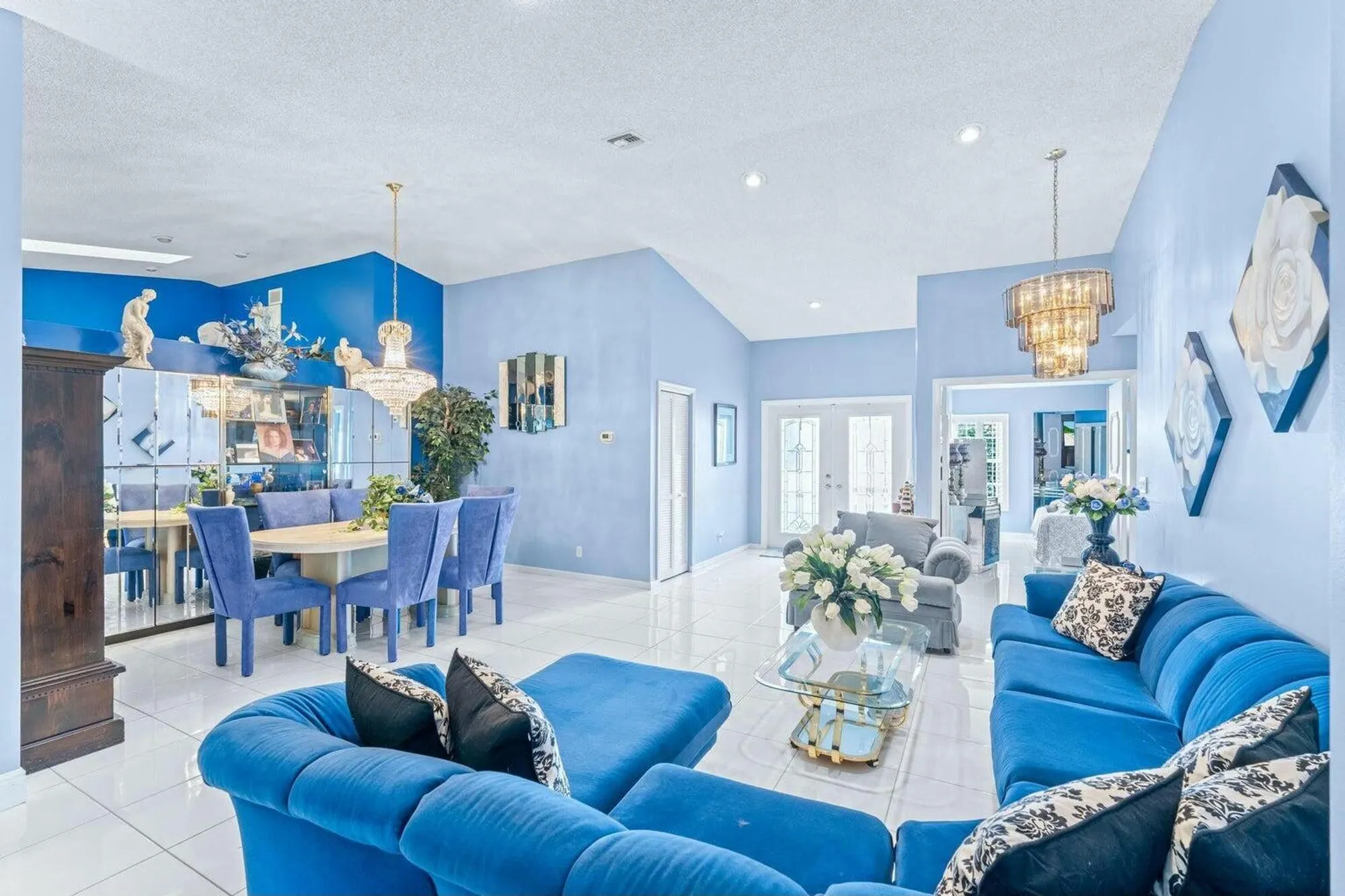 Property Slideshow image 7 of 22 | 8261 lake cypress rd, Lake Worth, FL, 33467