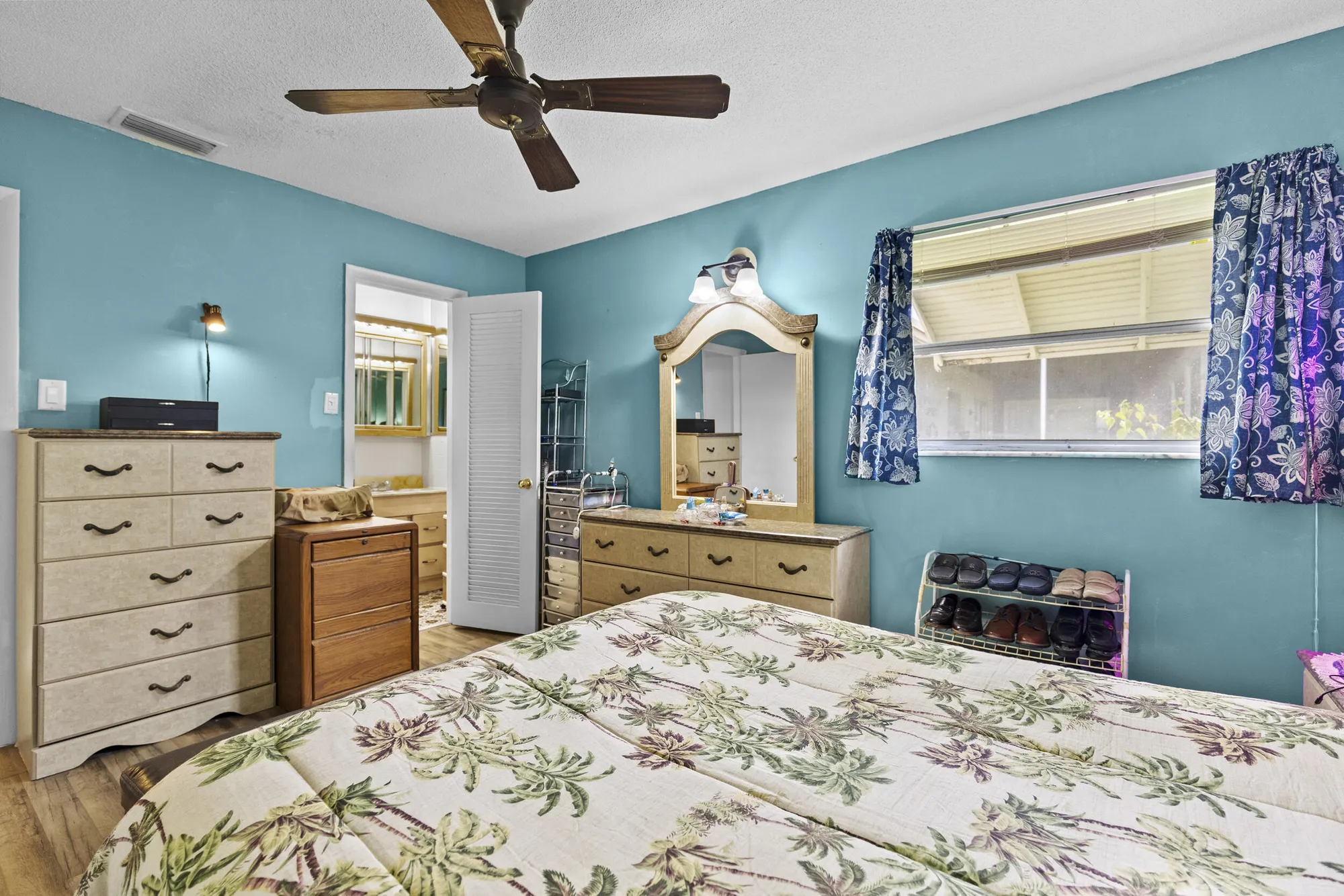 Property Slideshow image 23 of 43 | 1500 nw 70th ln, Margate, FL, 33063
