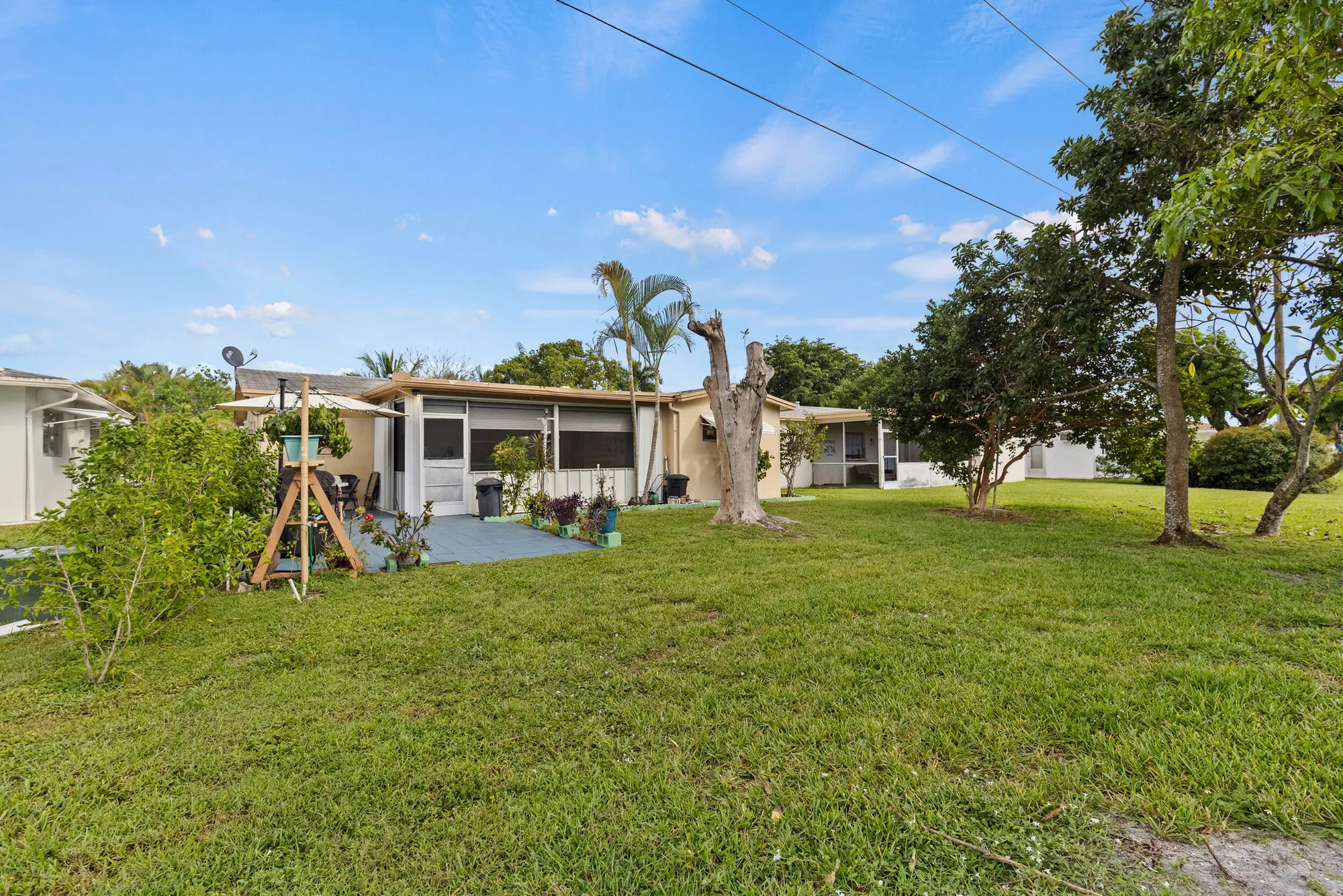 Property Slideshow image 32 of 43 | 1500 nw 70th ln, Margate, FL, 33063