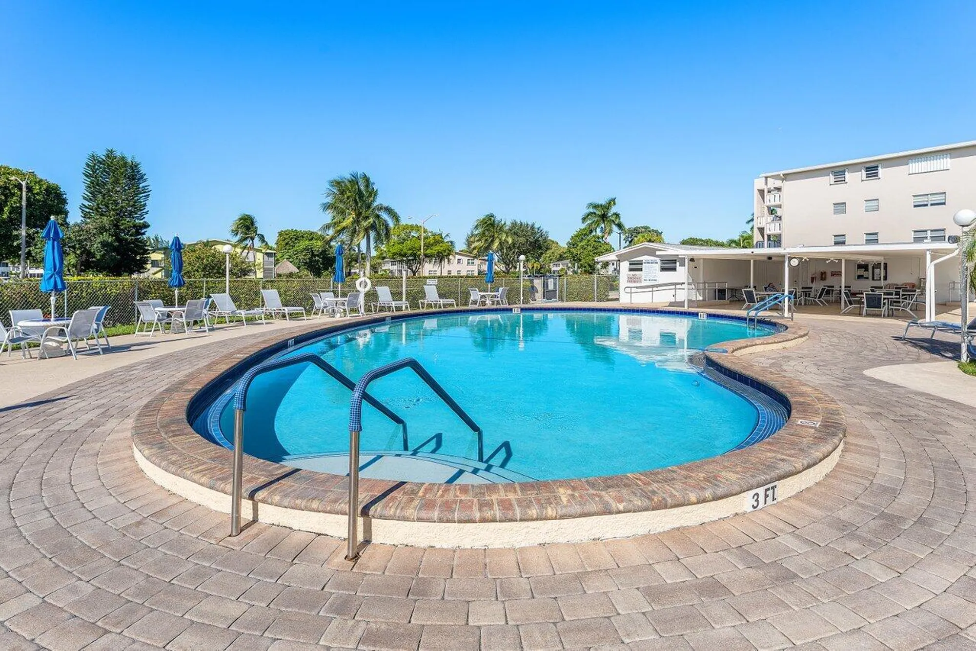 Property Slideshow image 31 of 42 | 373 wellington j, West Palm Beach, FL, 33417