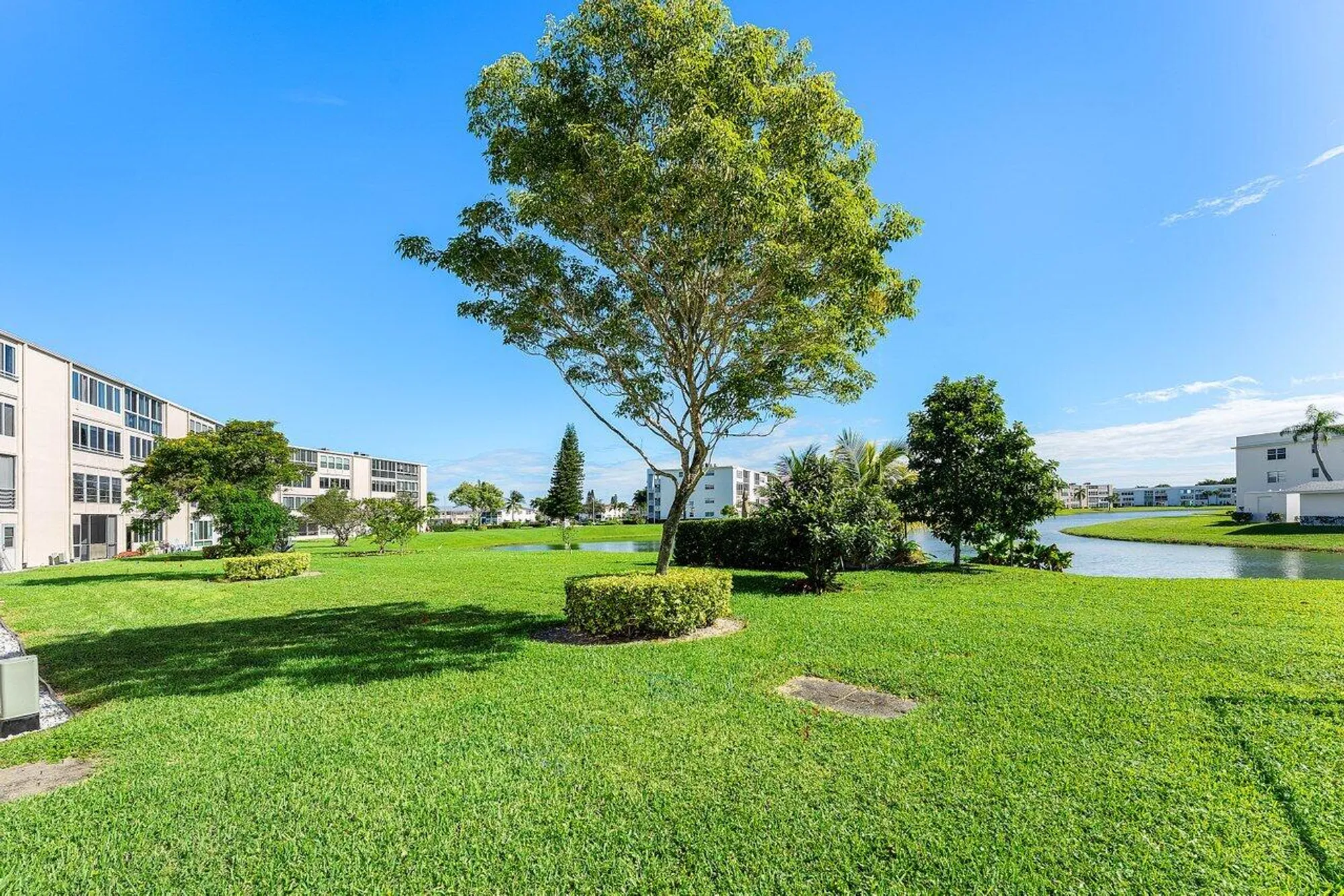 Property Slideshow image 34 of 42 | 373 wellington j, West Palm Beach, FL, 33417