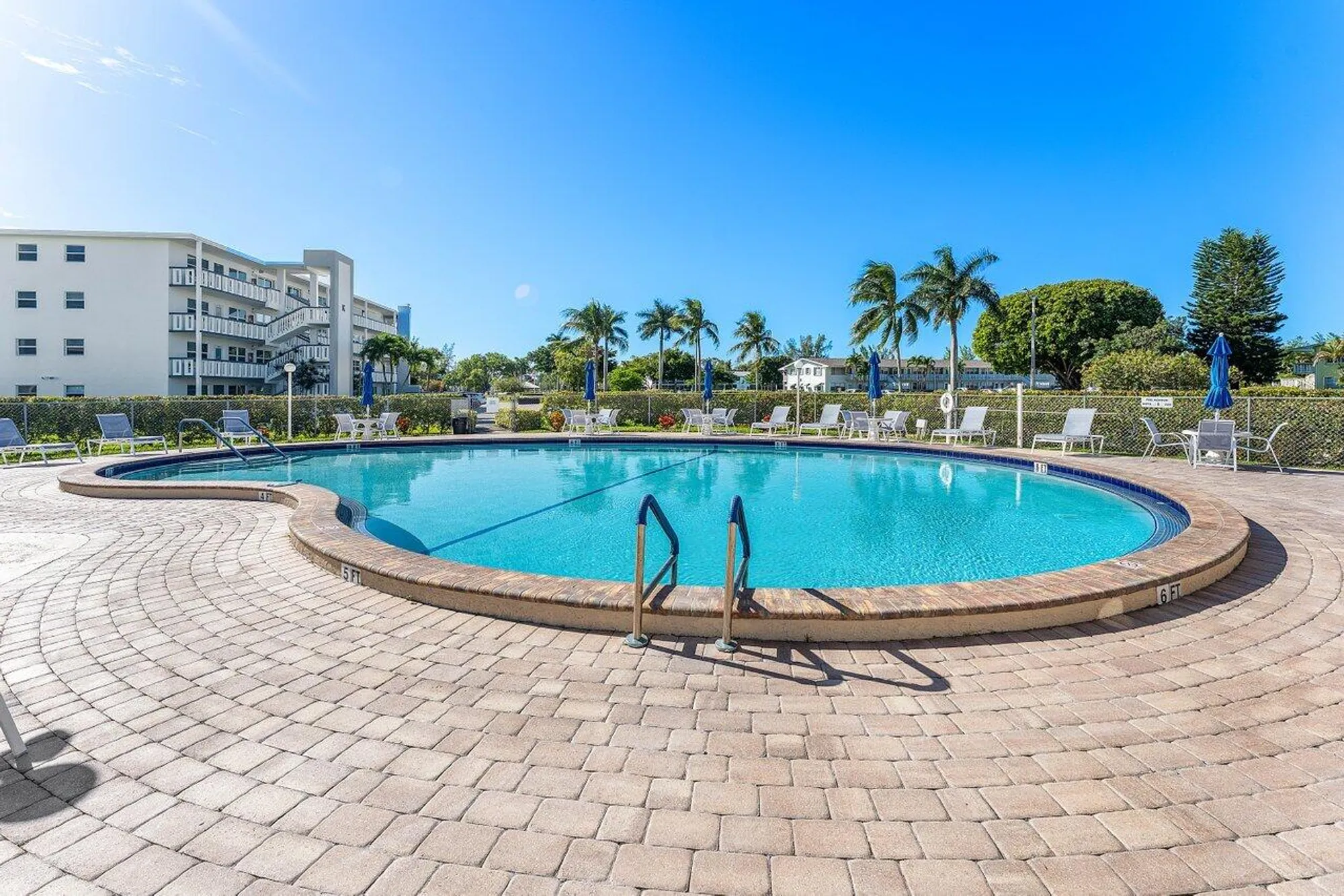 Property Slideshow image 33 of 42 | 373 wellington j, West Palm Beach, FL, 33417