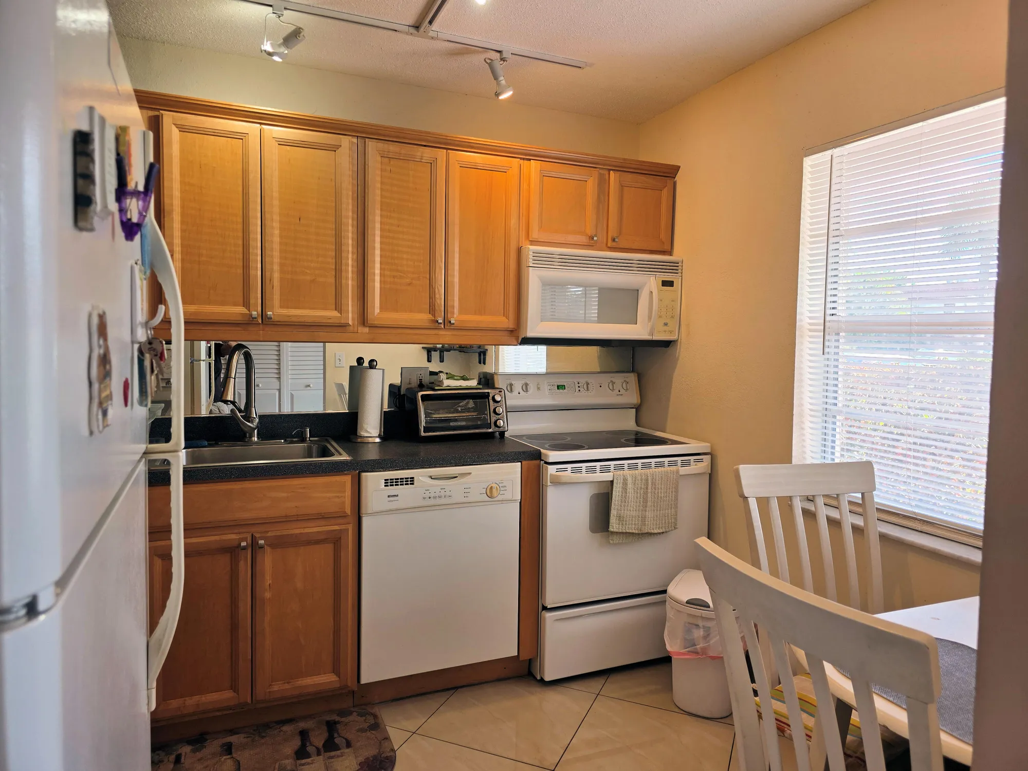 Property Slideshow image 1 of 31 | 3 abbey ln apt 103, Delray Beach, FL, 33446