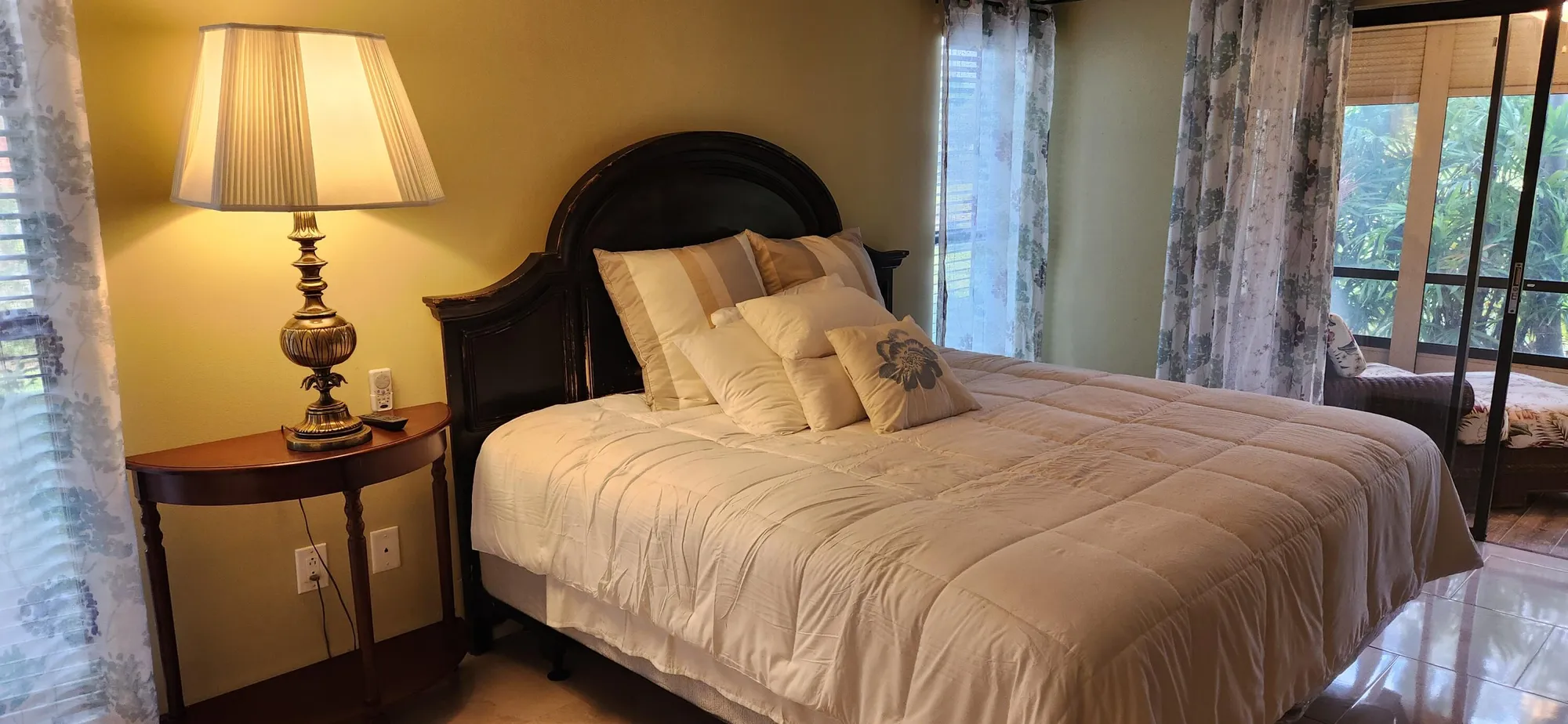 Property Slideshow image 8 of 15 | 7855 willow spring dr apt 711, Lake Worth, FL, 33467