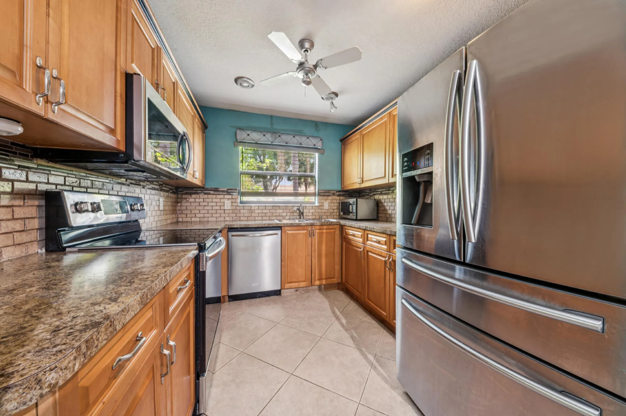 Property Slideshow image 5 of 12 | 615 nw 31st ave, Delray Beach, FL, 33445