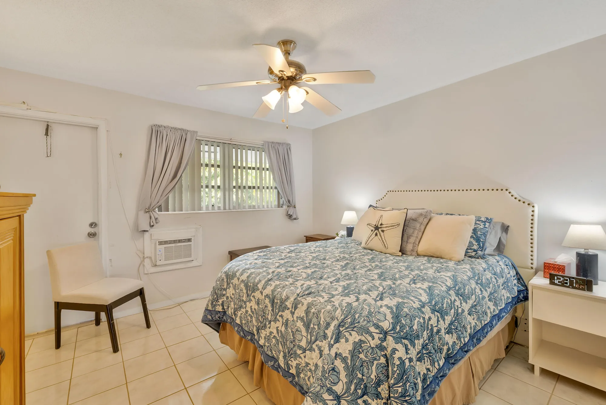 Property Slideshow image 7 of 25 | 2542 s federal hwy apt 17, Boynton Beach, FL, 33435