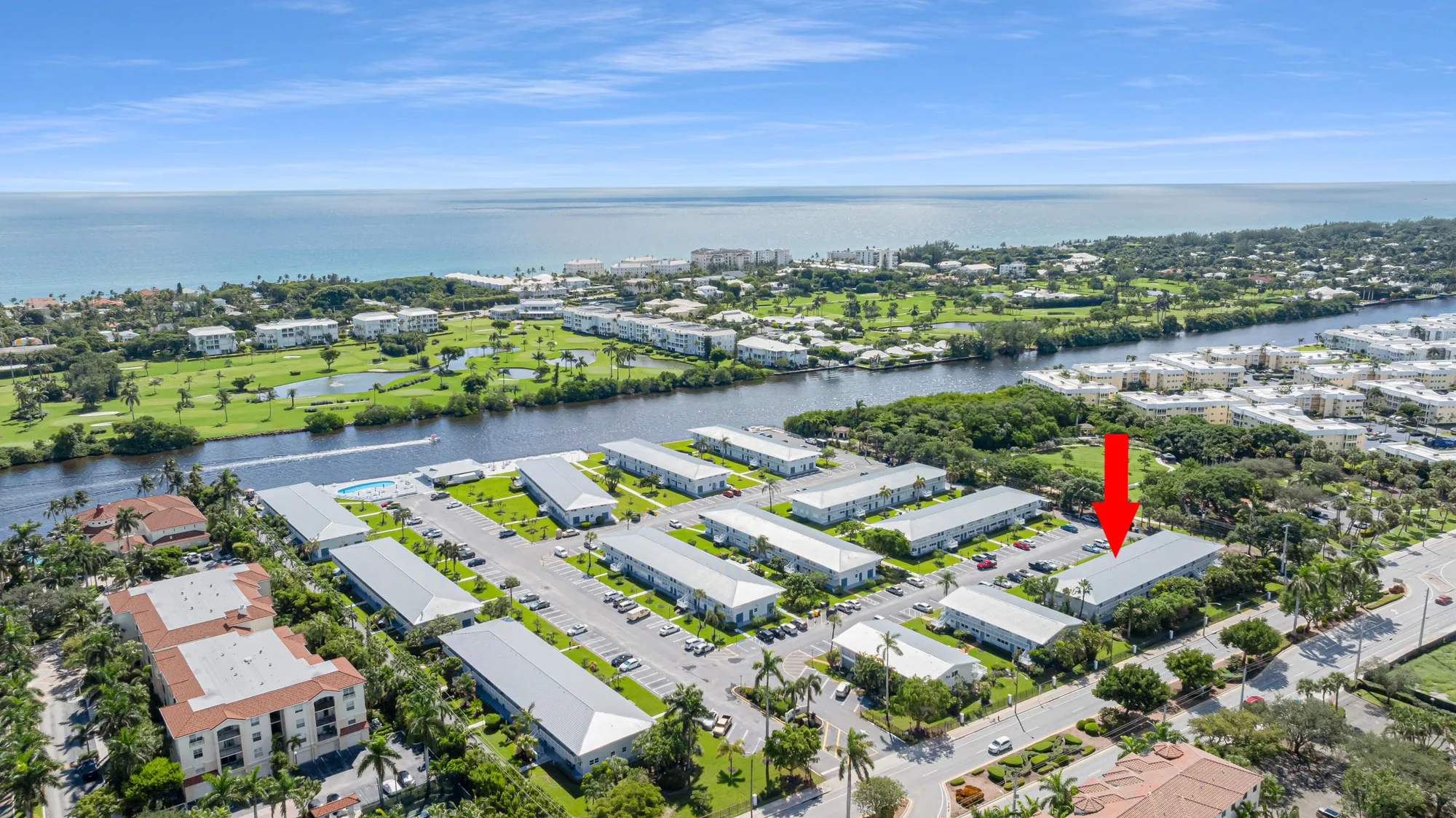 Property Slideshow image 10 of 25 | 2542 s federal hwy apt 17, Boynton Beach, FL, 33435