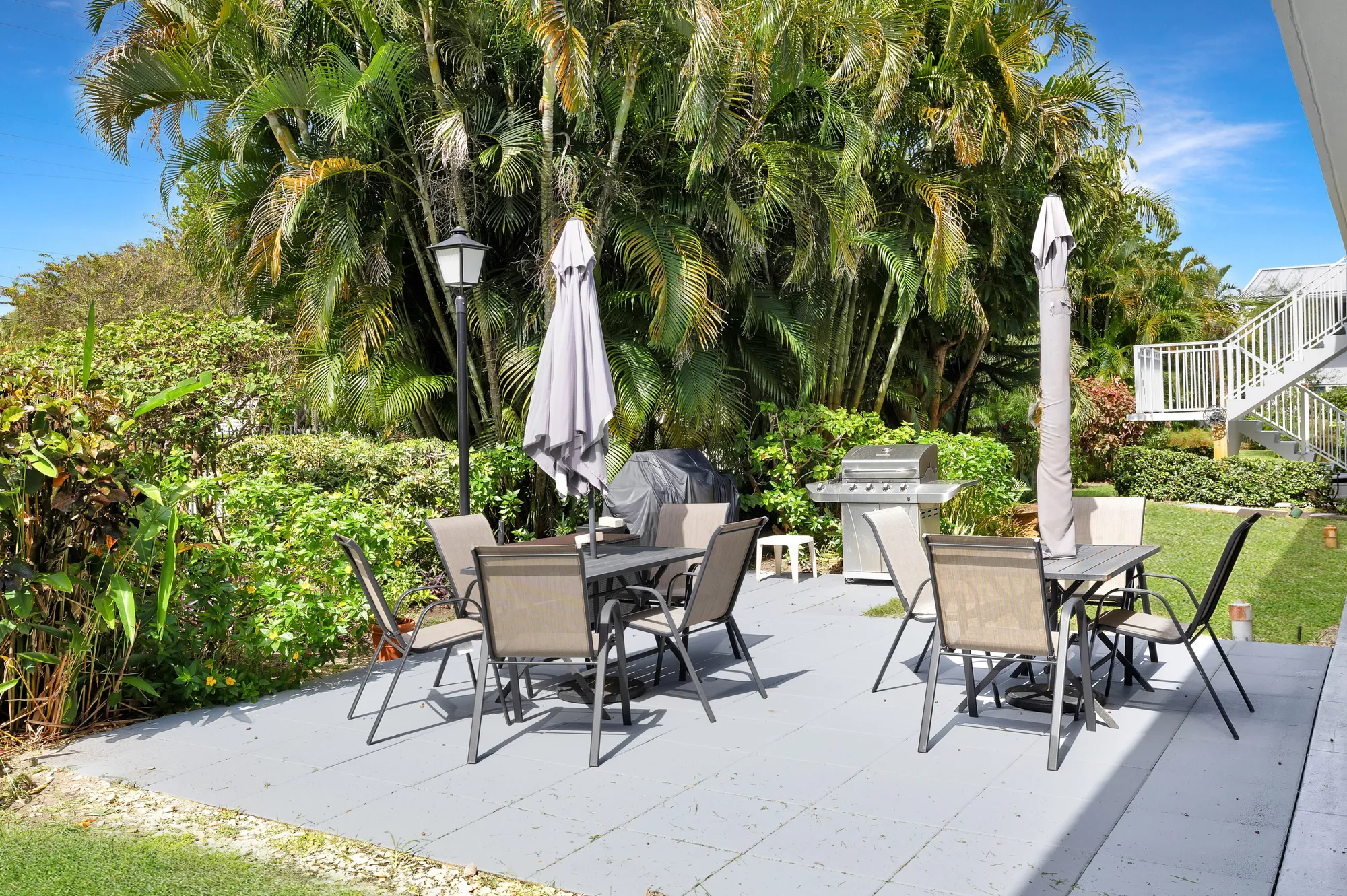 Property Slideshow image 14 of 25 | 2542 s federal hwy apt 17, Boynton Beach, FL, 33435