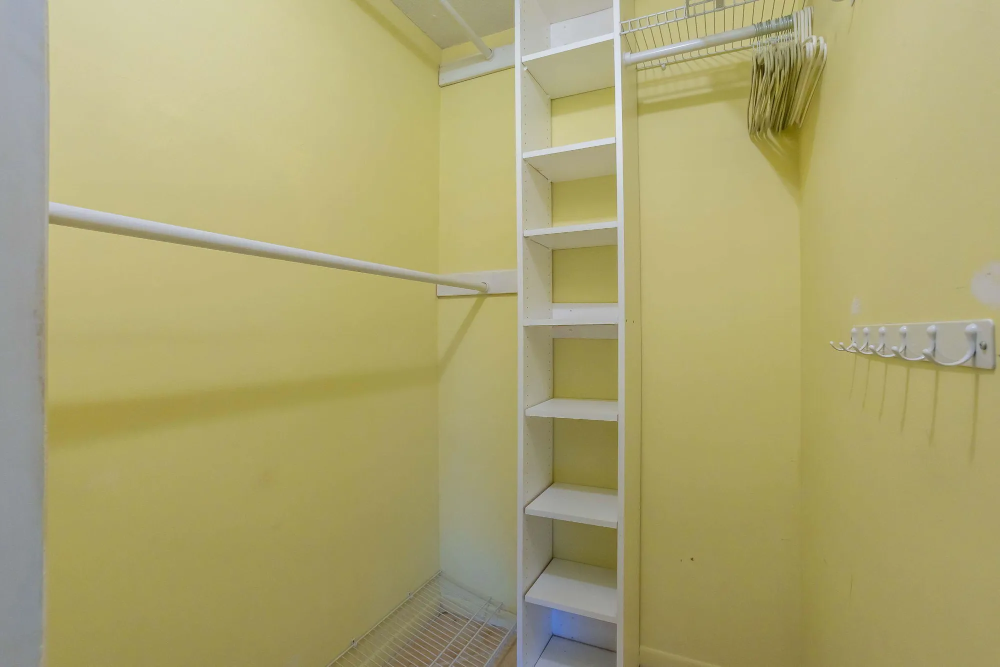 Property Slideshow image 18 of 20 | 250 high point ct b, Boynton Beach, FL, 33435