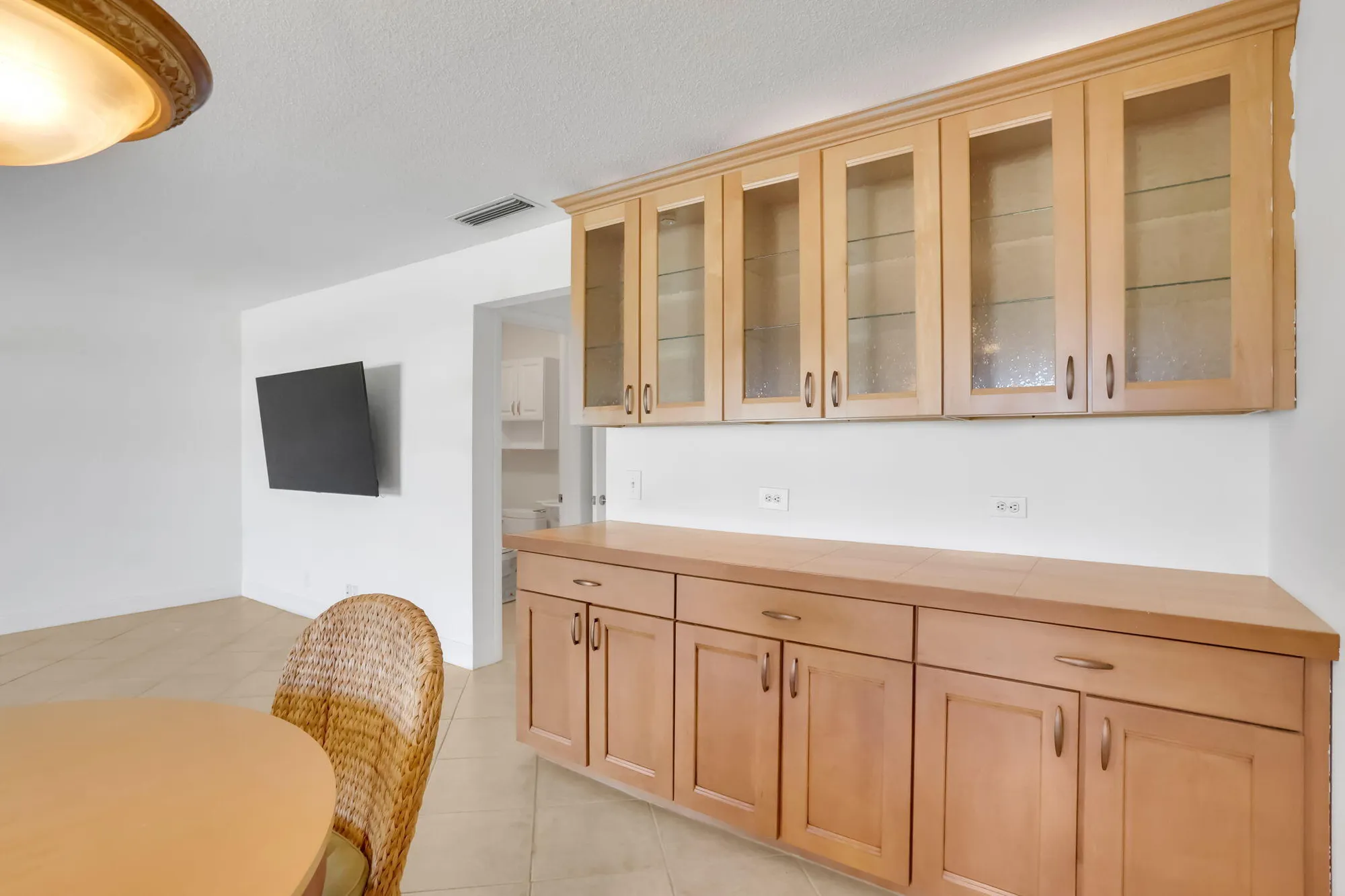 Property Slideshow image 8 of 20 | 250 high point ct b, Boynton Beach, FL, 33435