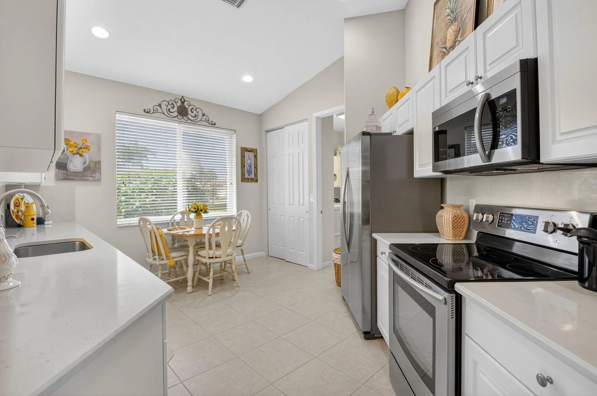 Property Slideshow image 16 of 63 | 8074 bellafiore way, Boynton Beach, FL, 33472