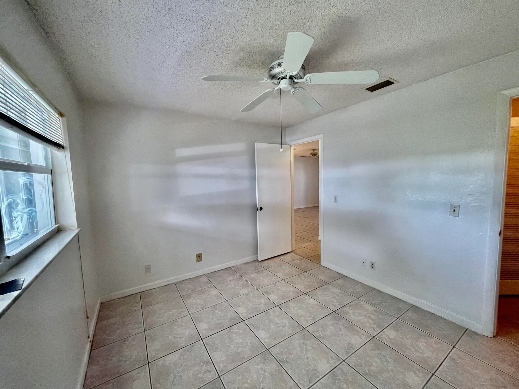 Property Slideshow image 13 of 20 | 101 leisure lake cir apt 109, Boynton Beach, FL, 33426