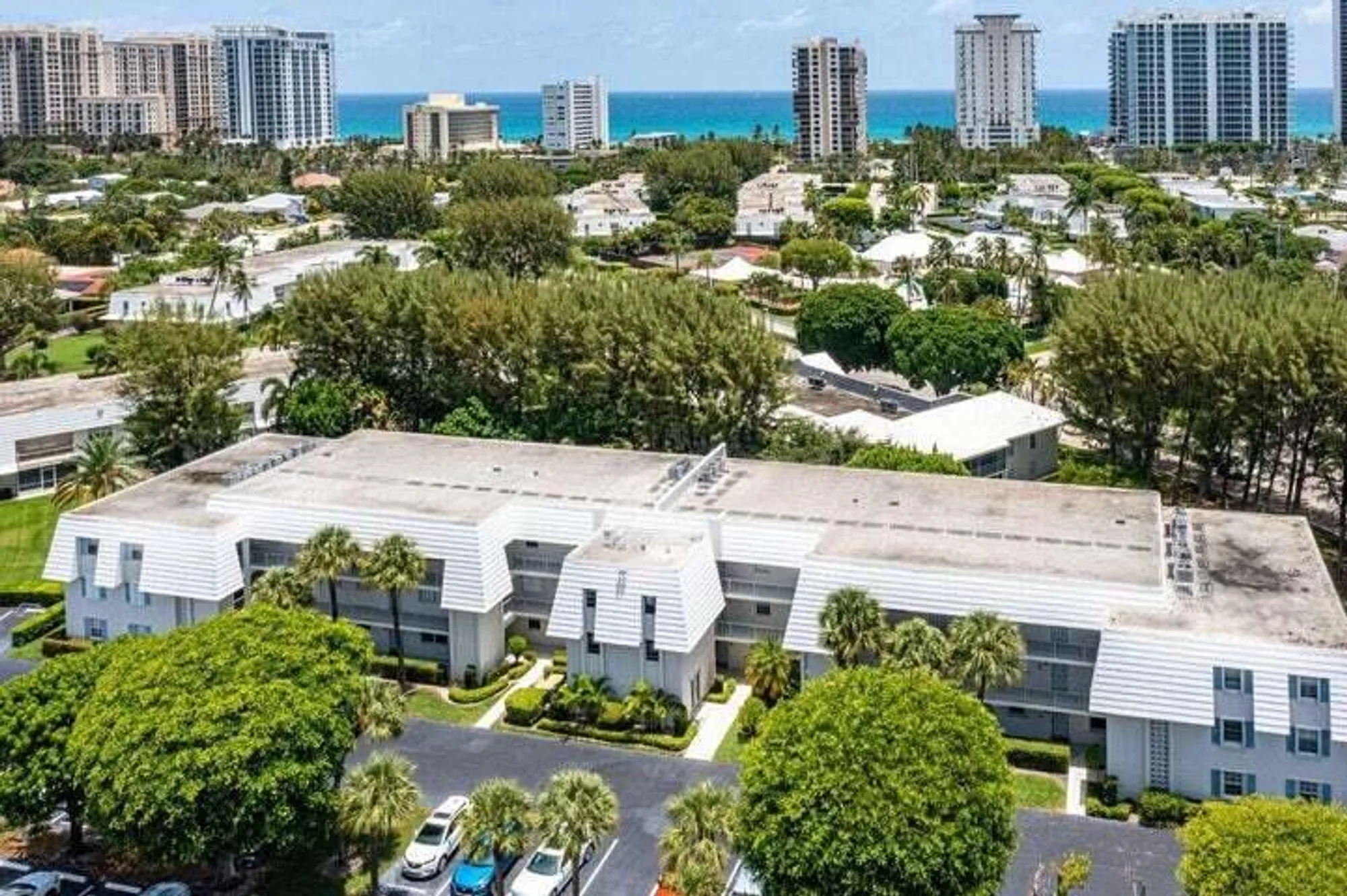 Property Slideshow image 8 of 44 | 1190 sugar sands blvd apt 515, Riviera Beach, FL, 33404