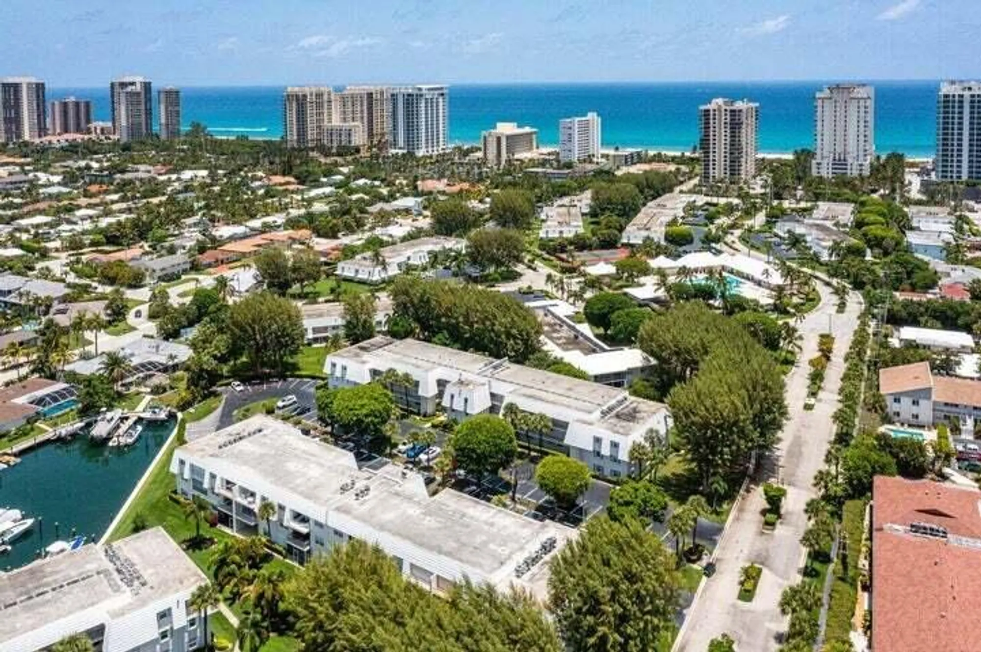 Property Slideshow image 7 of 44 | 1190 sugar sands blvd apt 515, Riviera Beach, FL, 33404