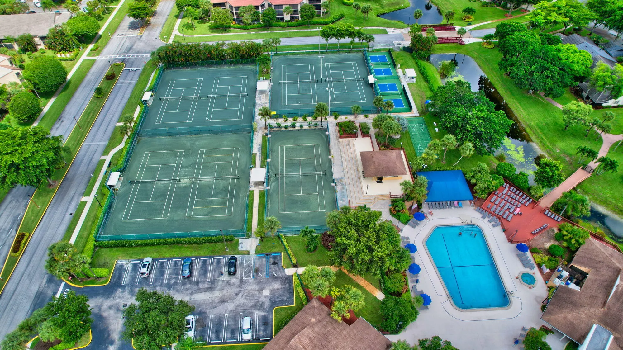 Property Slideshow image 33 of 42 | 5082 pine dr, Boynton Beach, FL, 33437