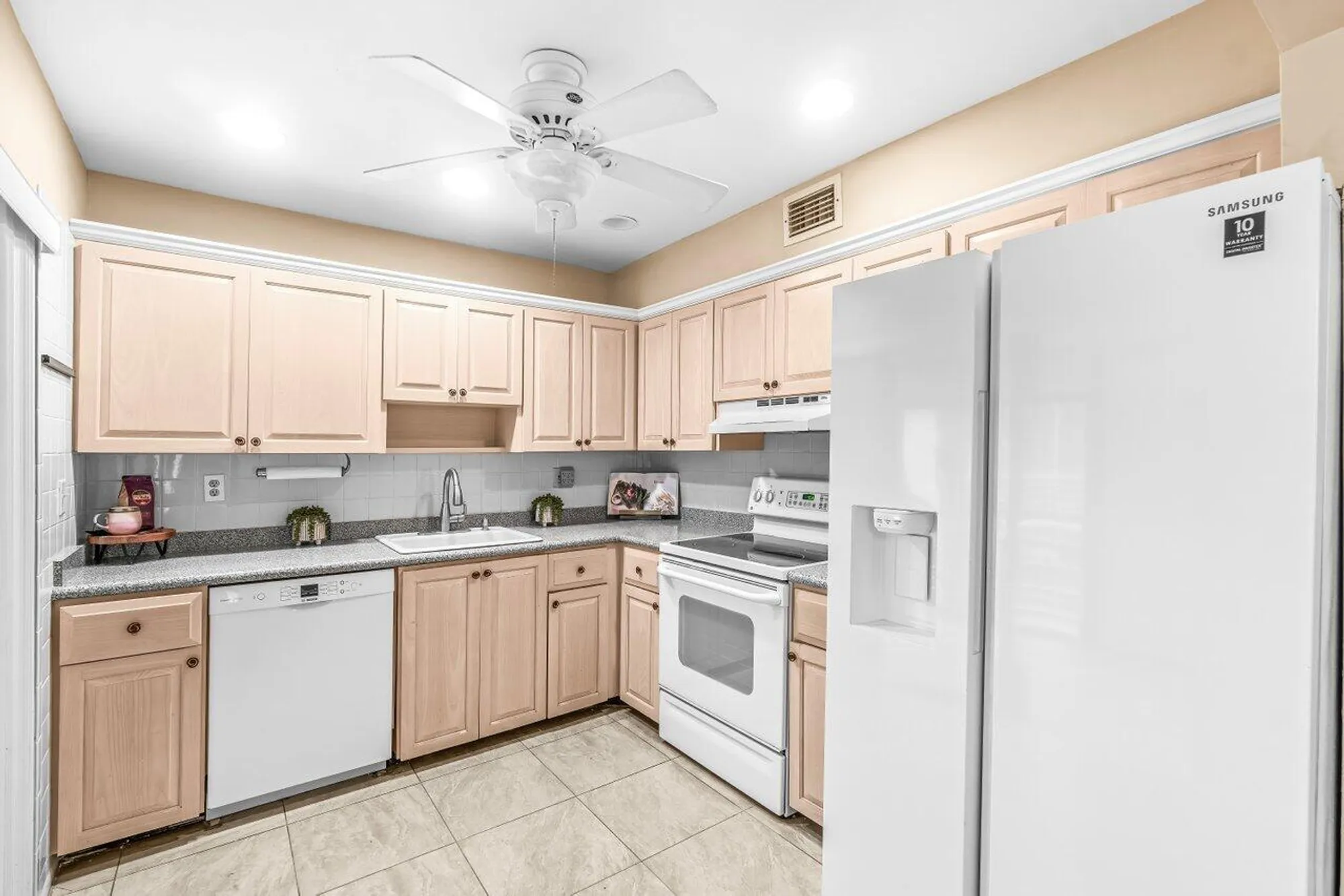 Property Slideshow image 17 of 42 | 35 capri a a, Delray Beach, FL, 33484