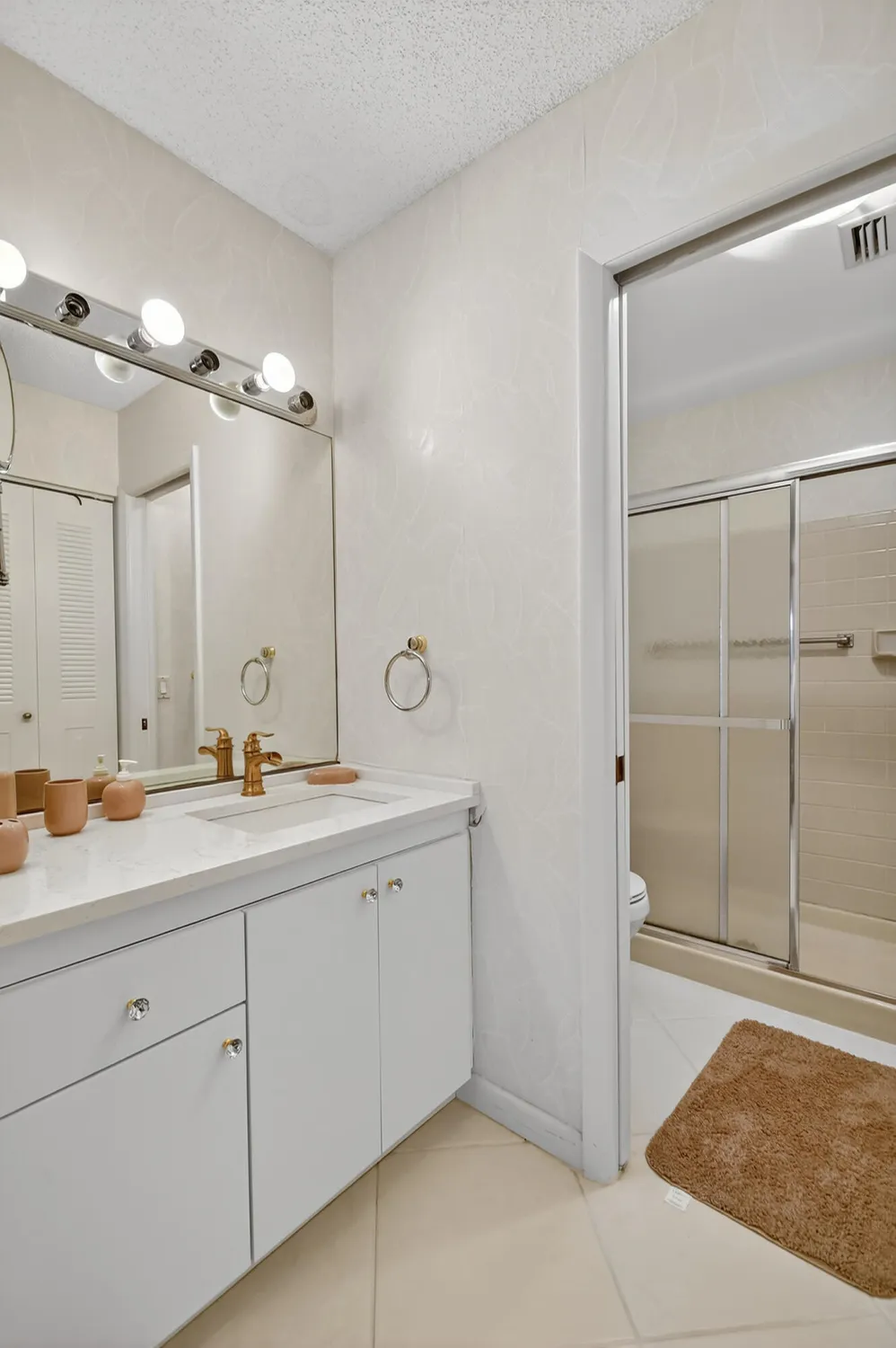 Property Slideshow image 26 of 42 | 7578 tahiti ln apt 202, Lake Worth, FL, 33467