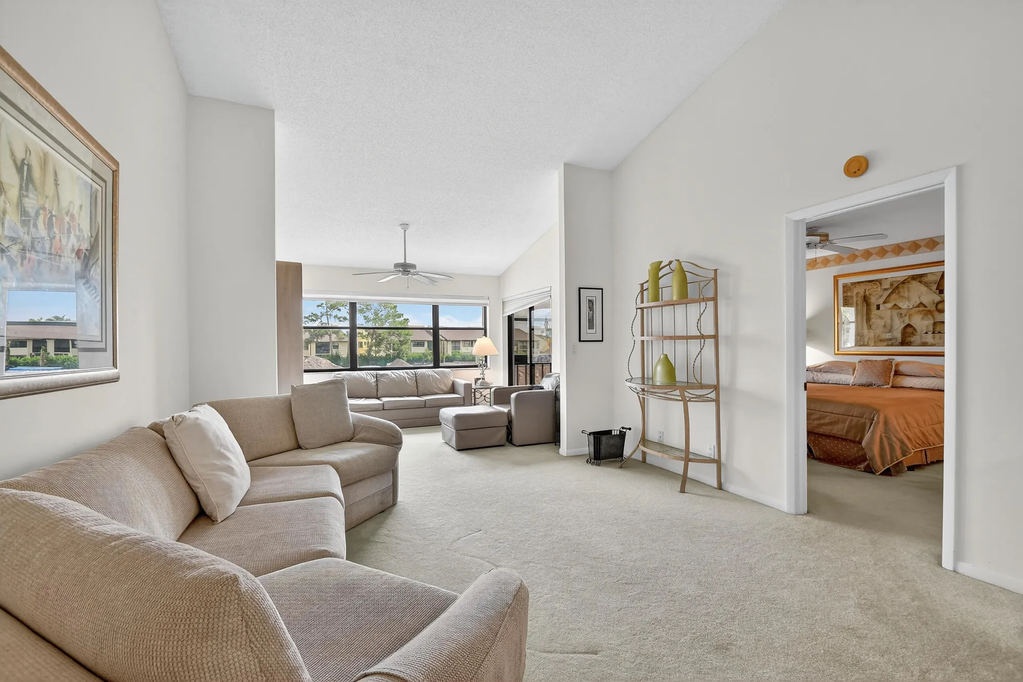 Property Slideshow image 14 of 42 | 7578 tahiti ln apt 202, Lake Worth, FL, 33467