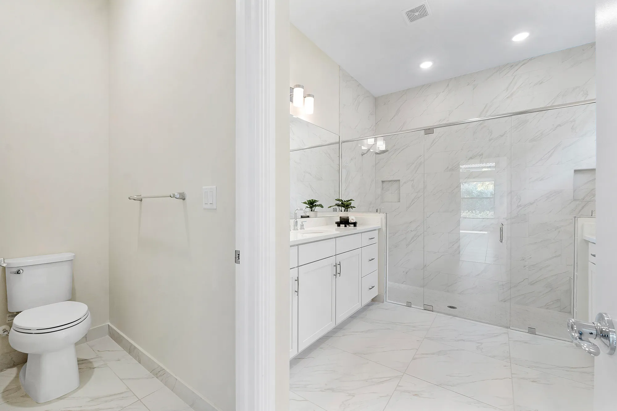 Property Slideshow image 14 of 43 | 11970 leon cir, Parkland, FL, 33076