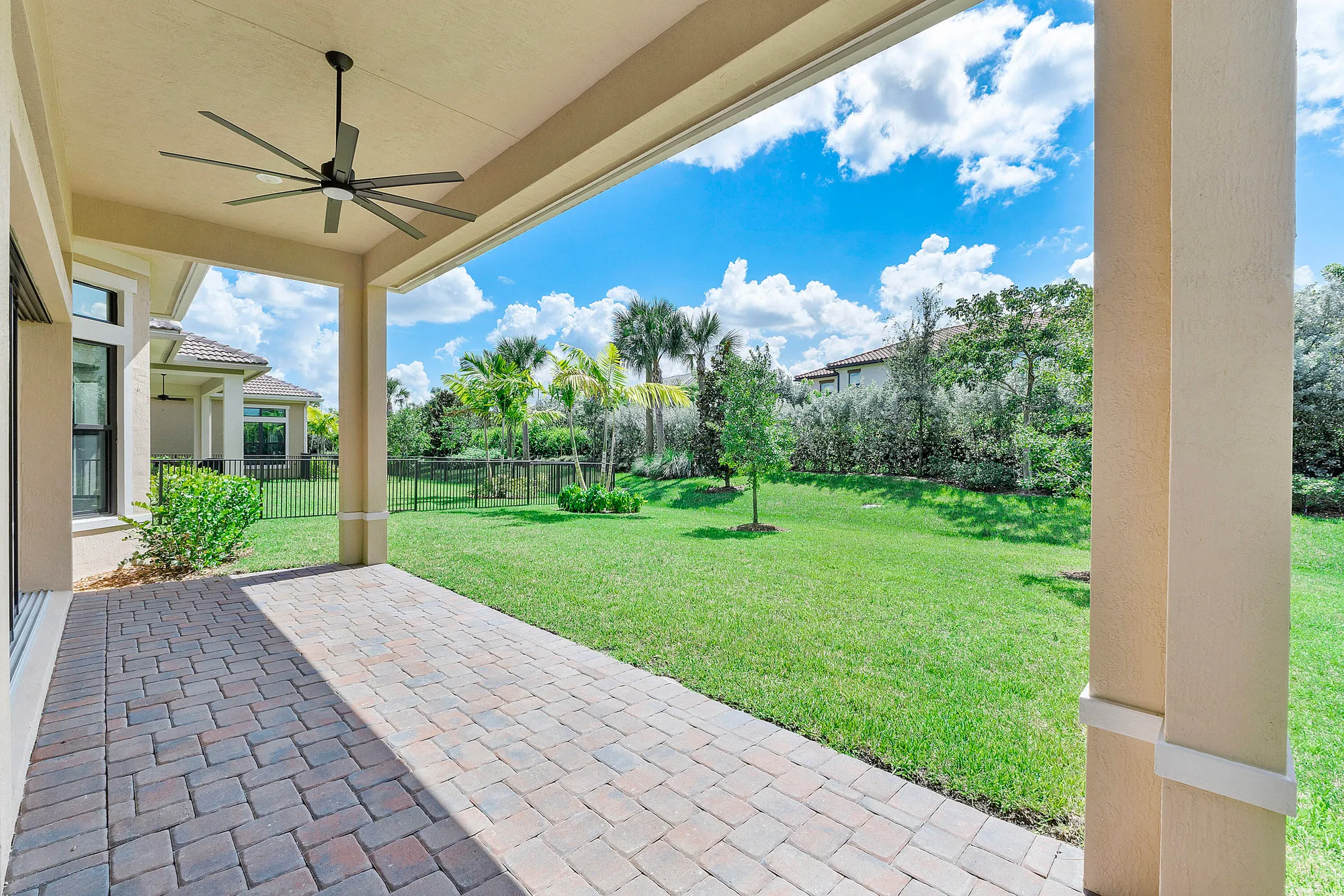 Property Slideshow image 26 of 43 | 11970 leon cir, Parkland, FL, 33076