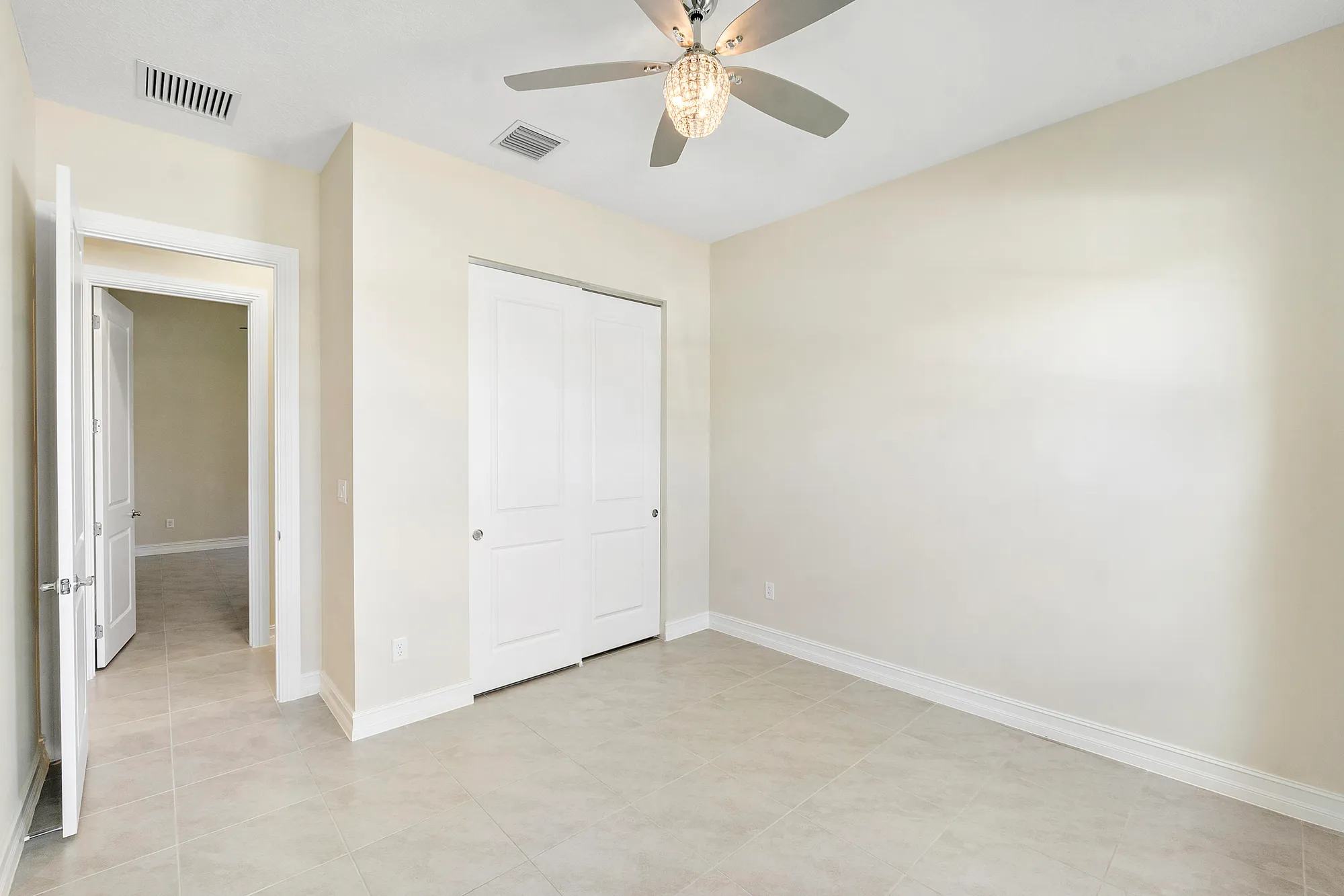 Property Slideshow image 19 of 43 | 11970 leon cir, Parkland, FL, 33076