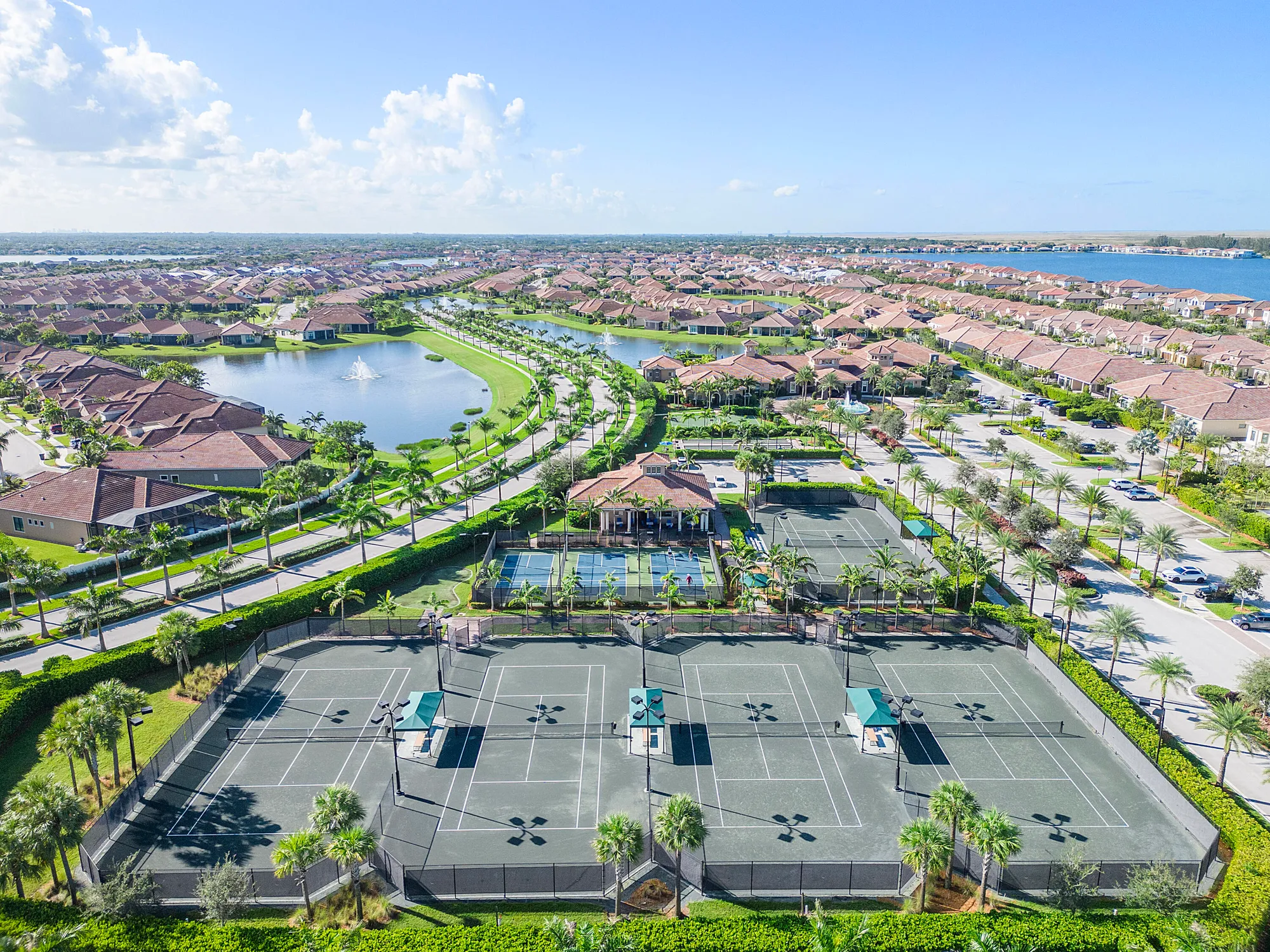 Property Slideshow image 34 of 43 | 11970 leon cir, Parkland, FL, 33076