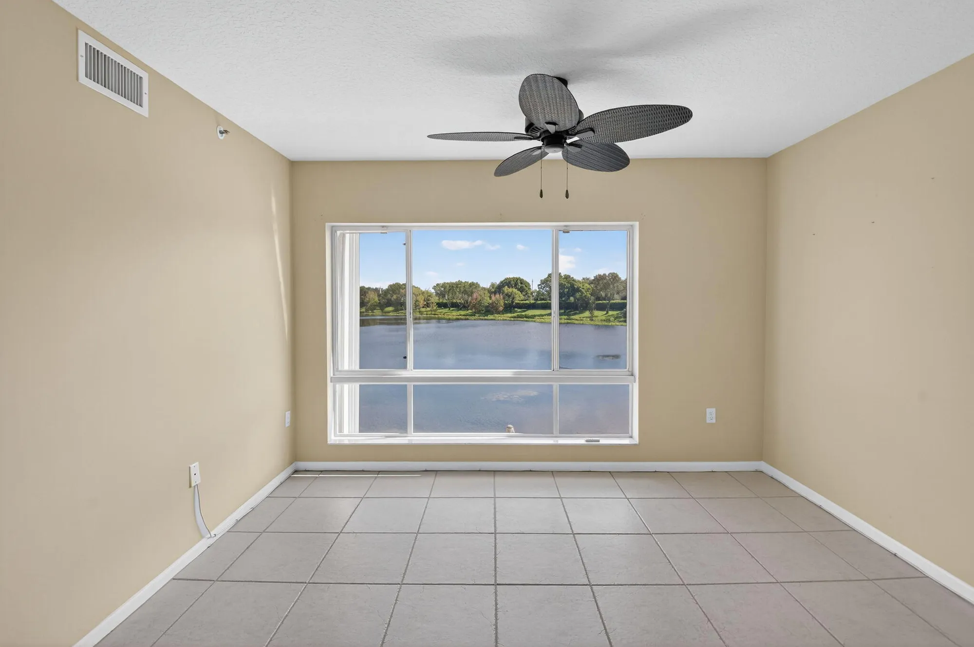 Property Slideshow image 65 of 91 | 5842 crystal shores dr apt 205, Boynton Beach, FL, 33437