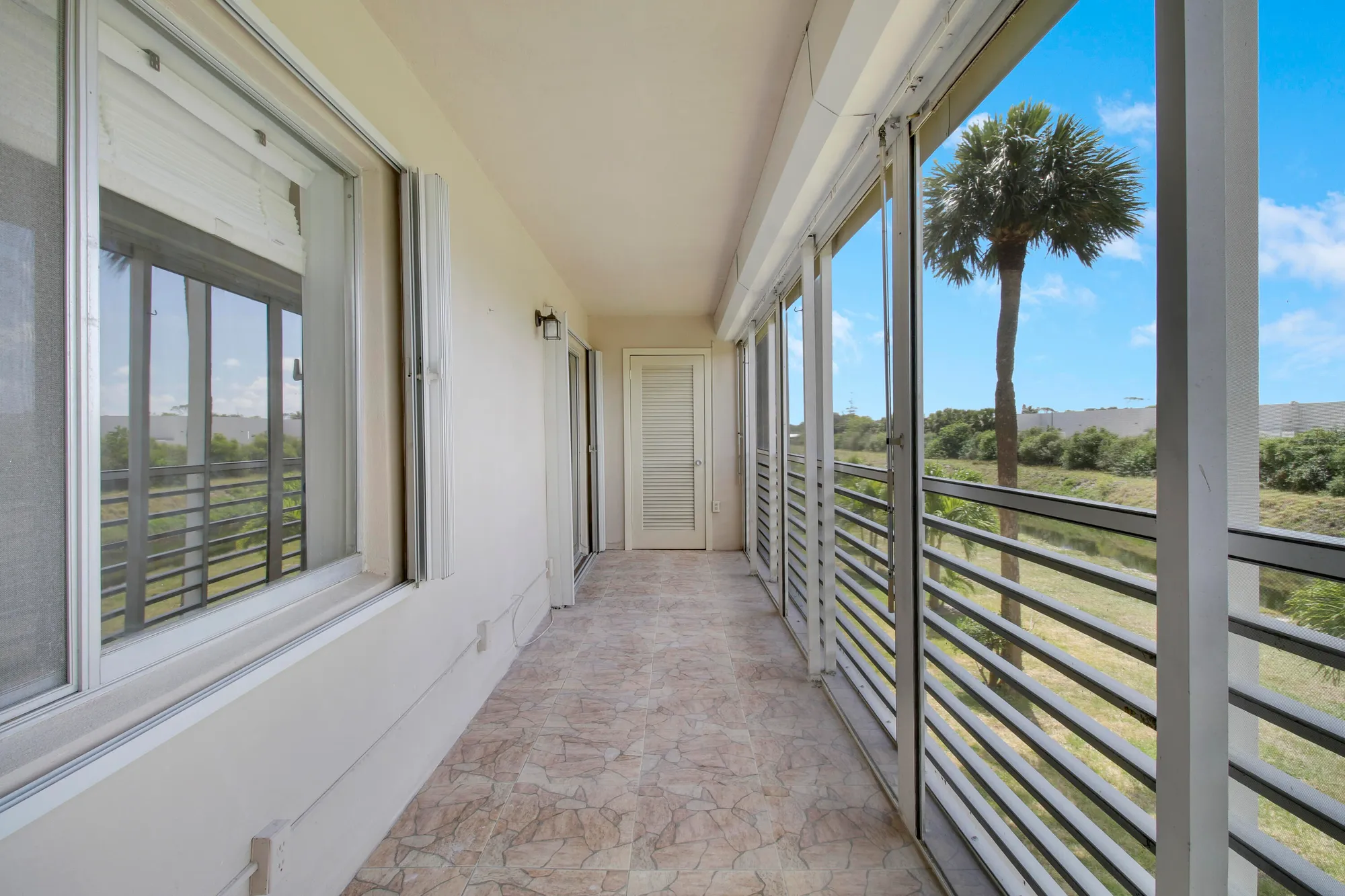 Property Slideshow image 19 of 29 | 2770 garden dr 212, Lake Worth, FL, 33461