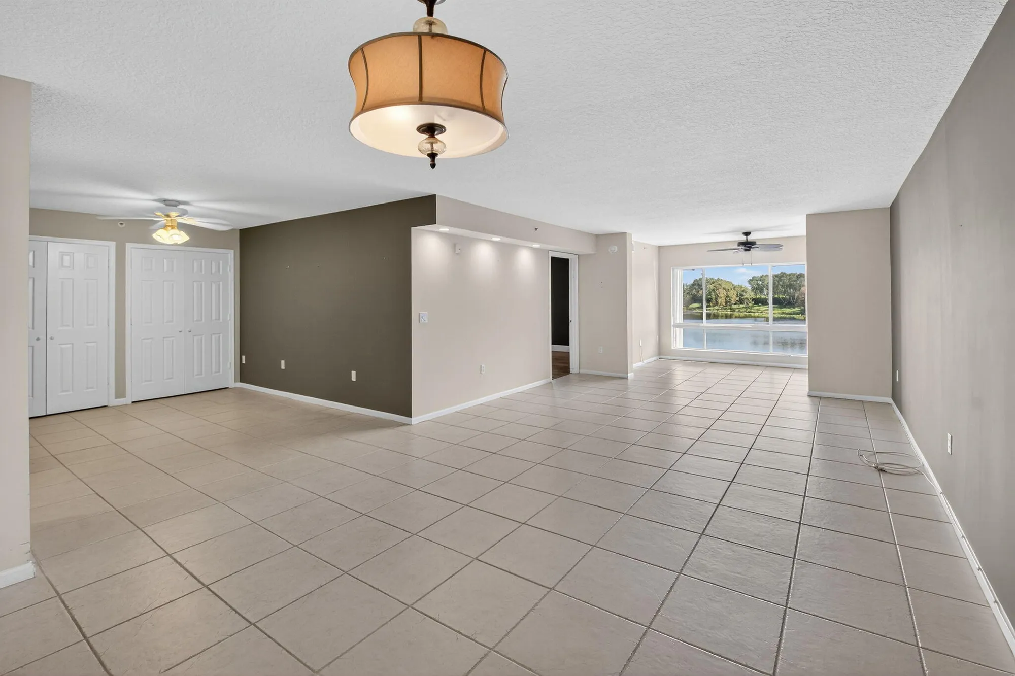 Property Slideshow image 13 of 91 | 5842 crystal shores dr apt 205, Boynton Beach, FL, 33437
