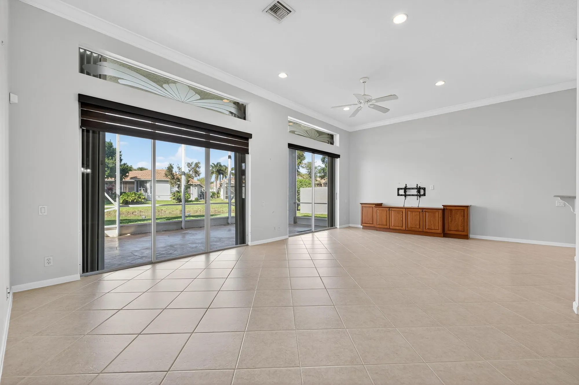 Property Slideshow image 13 of 46 | 9269 vercelli st, Lake Worth, FL, 33467