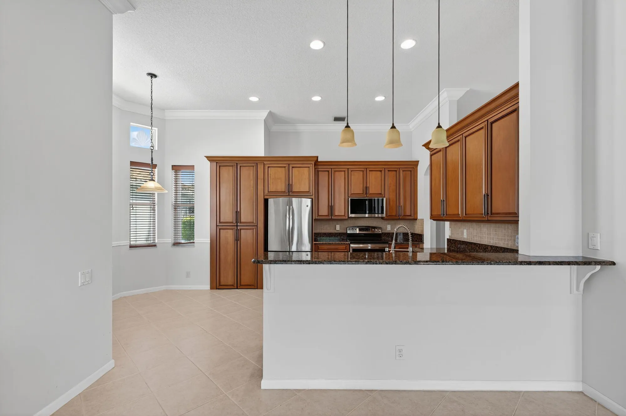 Property Slideshow image 10 of 46 | 9269 vercelli st, Lake Worth, FL, 33467