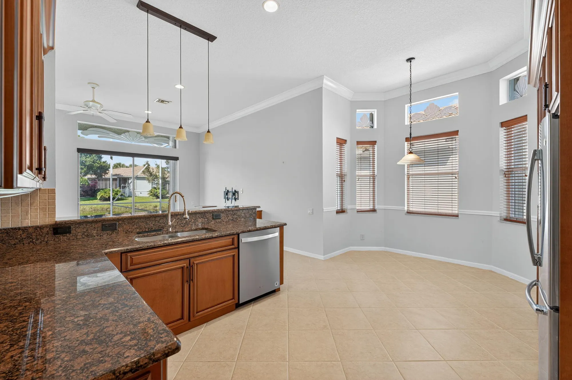 Property Slideshow image 12 of 46 | 9269 vercelli st, Lake Worth, FL, 33467