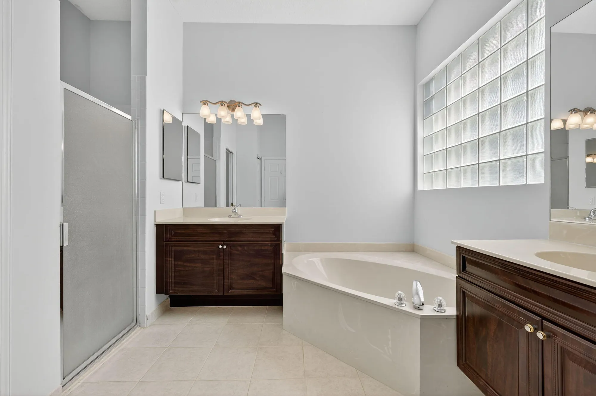 Property Slideshow image 18 of 46 | 9269 vercelli st, Lake Worth, FL, 33467