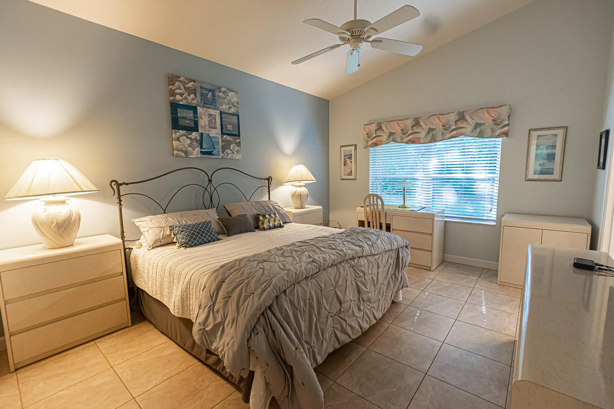 Property Slideshow image 8 of 43 | 467 nw lismore ln, Port Saint Lucie, FL, 34986