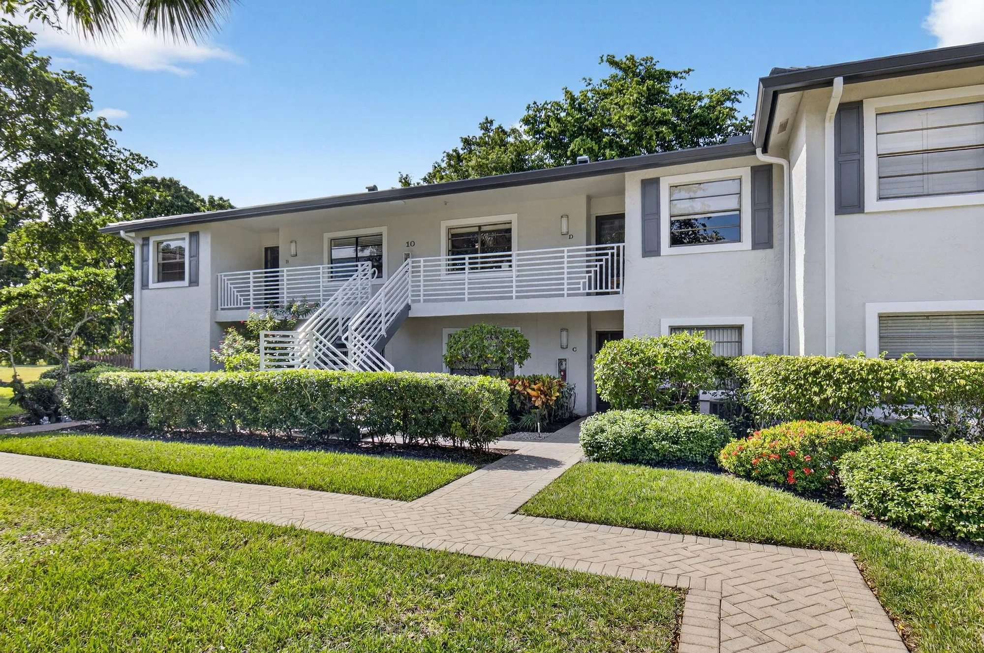 Property Slideshow image 2 of 80 | 10 southport ln b, Boynton Beach, FL, 33436